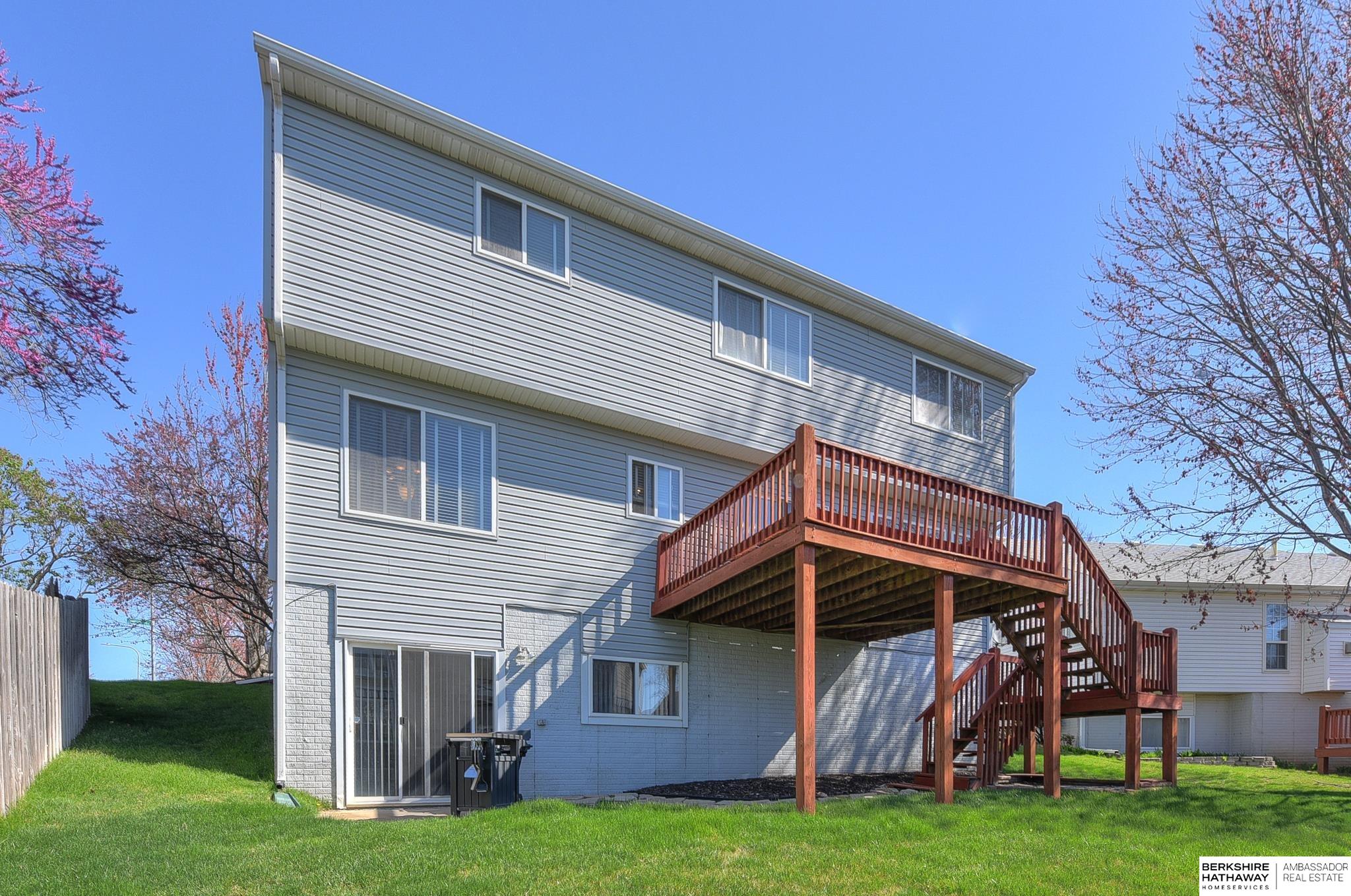 Omaha, Nebraska 68116, United States, 5 Bedrooms Bedrooms, ,4 BathroomsBathrooms,Residential,Pending,112378