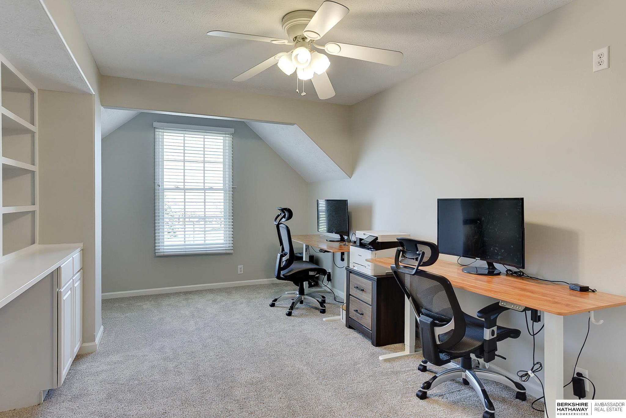 Elkhorn, Nebraska 68022, United States, 4 Bedrooms Bedrooms, ,4 BathroomsBathrooms,Residential,Pending,112131