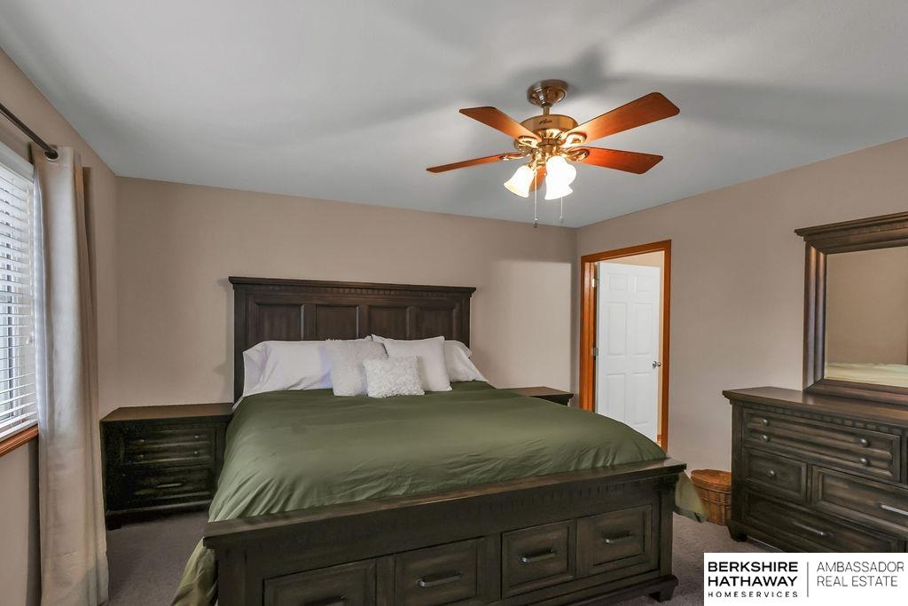 Bennington, Nebraska 68007, United States, 3 Bedrooms Bedrooms, ,2 BathroomsBathrooms,Residential,Pending,82562