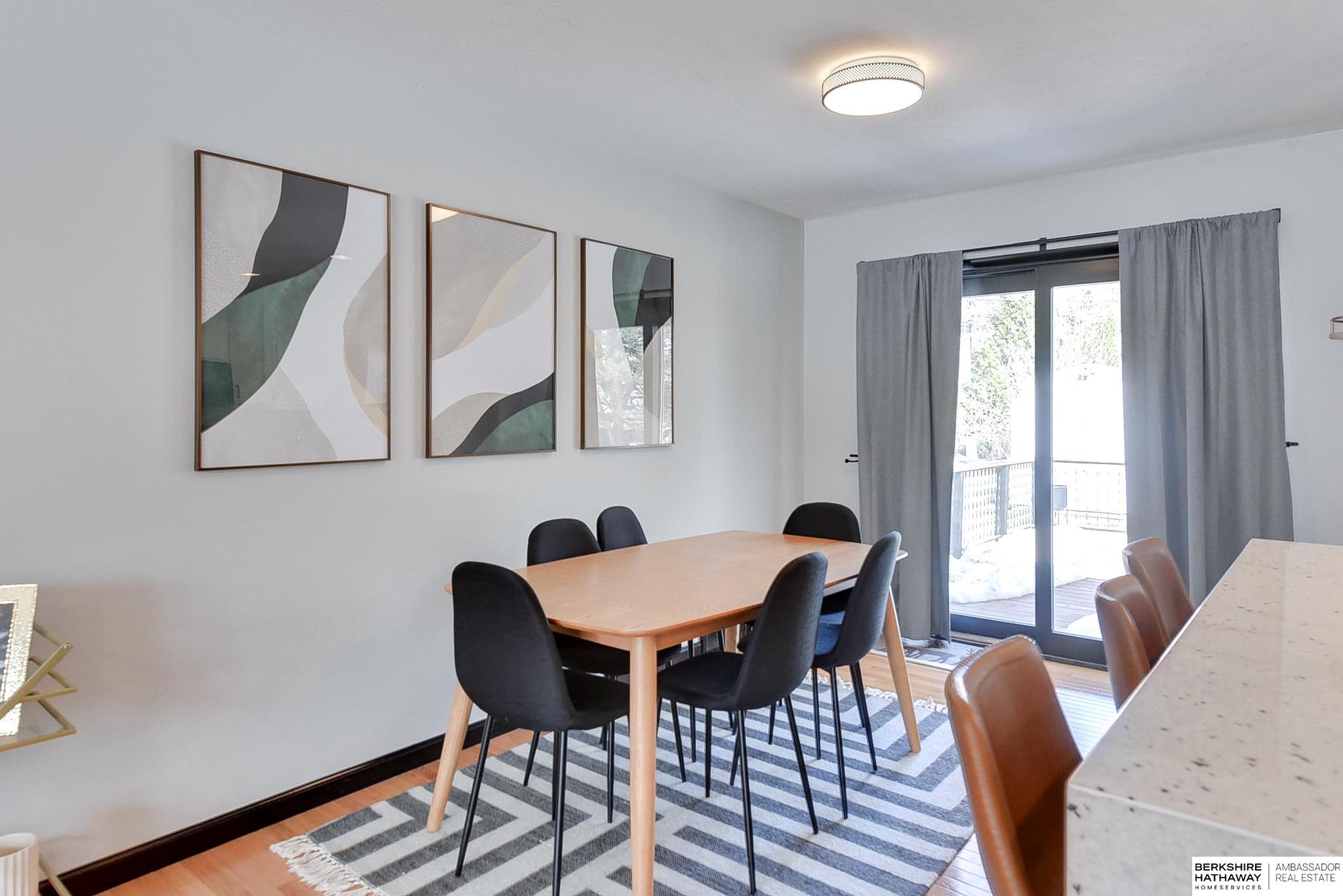 Omaha, Nebraska 68124, United States, 3 Bedrooms Bedrooms, ,2 BathroomsBathrooms,Residential,Pending,120041