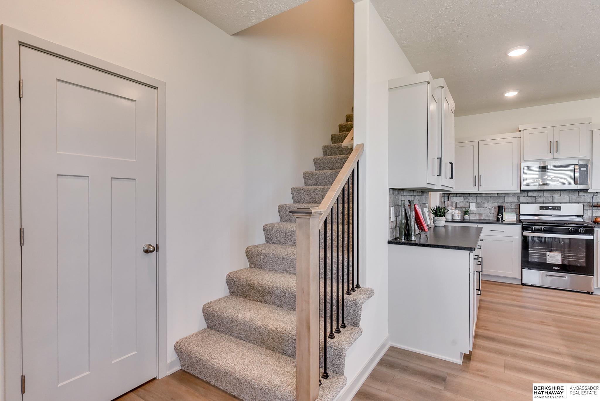 Elkhorn, Nebraska 68022, United States, 4 Bedrooms Bedrooms, ,4 BathroomsBathrooms,Residential,Active,60643