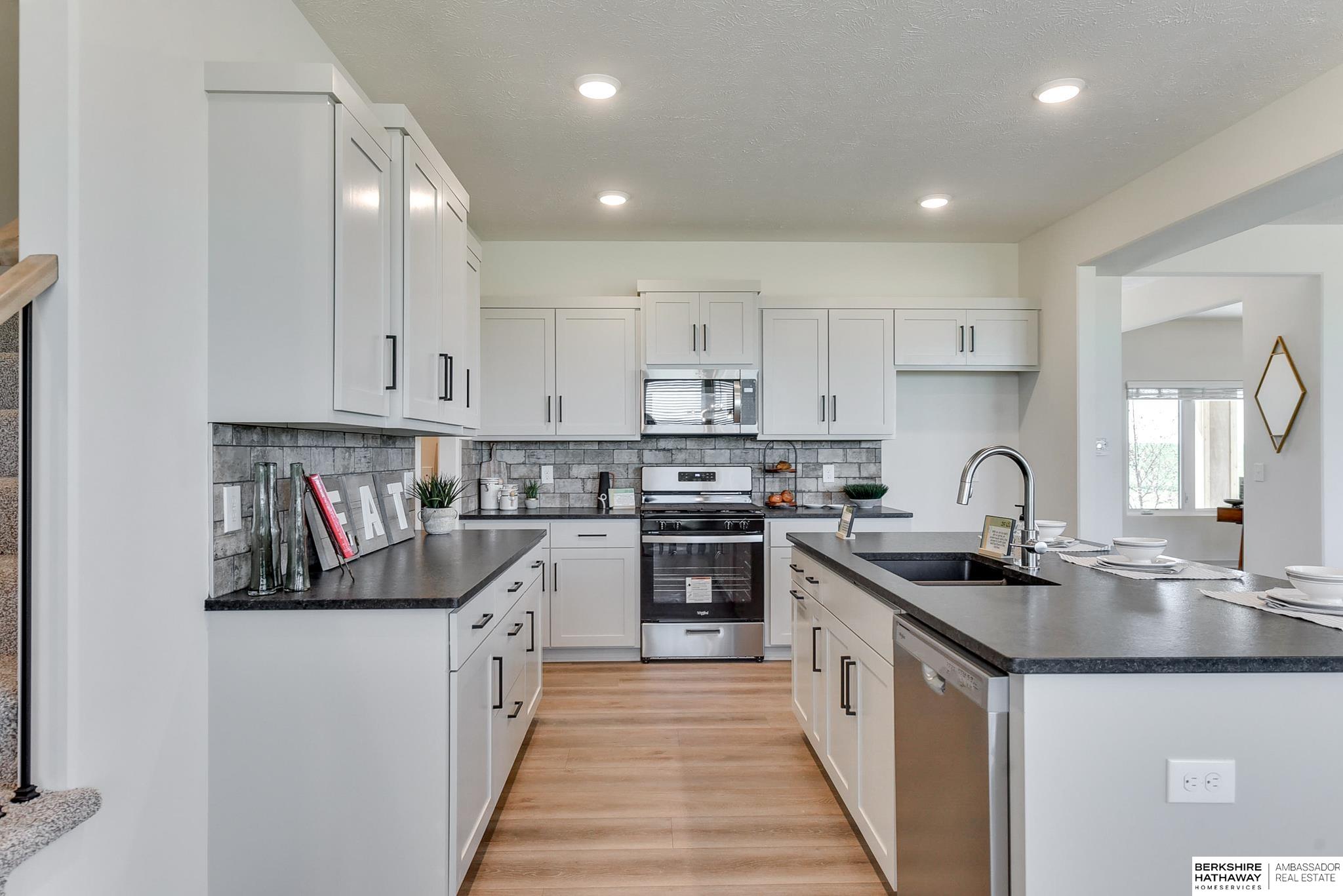 Elkhorn, Nebraska 68022, United States, 4 Bedrooms Bedrooms, ,4 BathroomsBathrooms,Residential,Active,60643