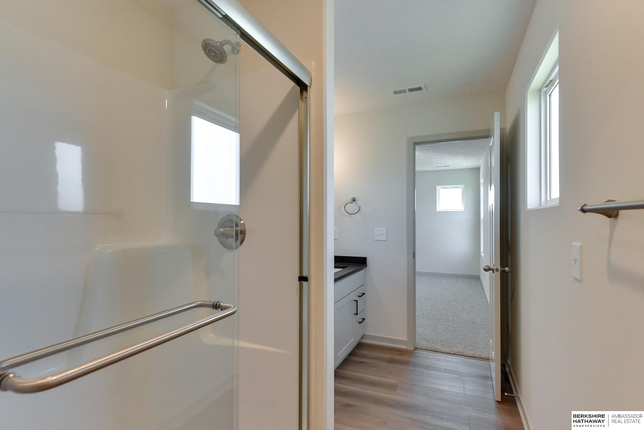 Elkhorn, Nebraska 68022, United States, 4 Bedrooms Bedrooms, ,4 BathroomsBathrooms,Residential,Active,60643