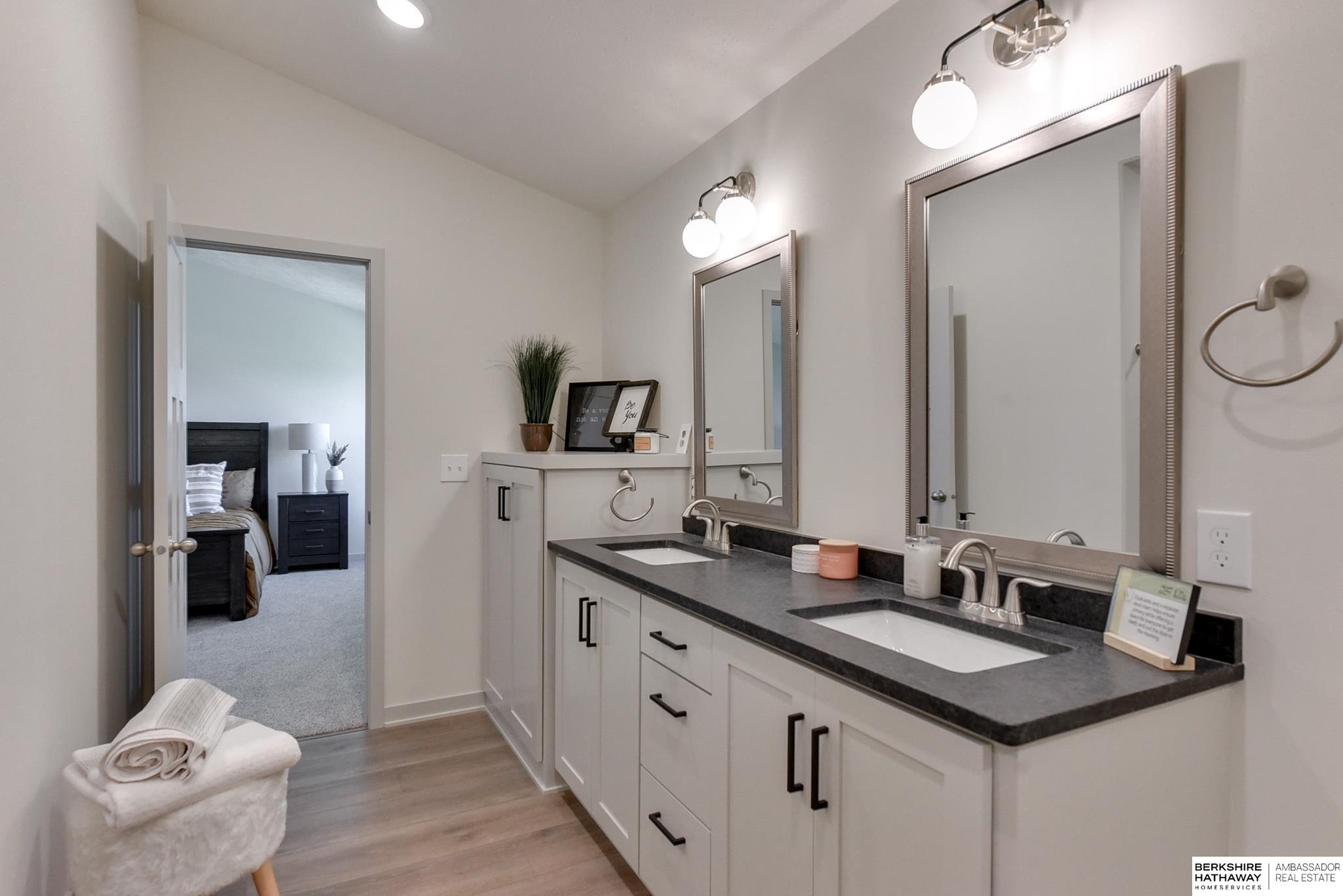 Elkhorn, Nebraska 68022, United States, 4 Bedrooms Bedrooms, ,4 BathroomsBathrooms,Residential,Active,60643