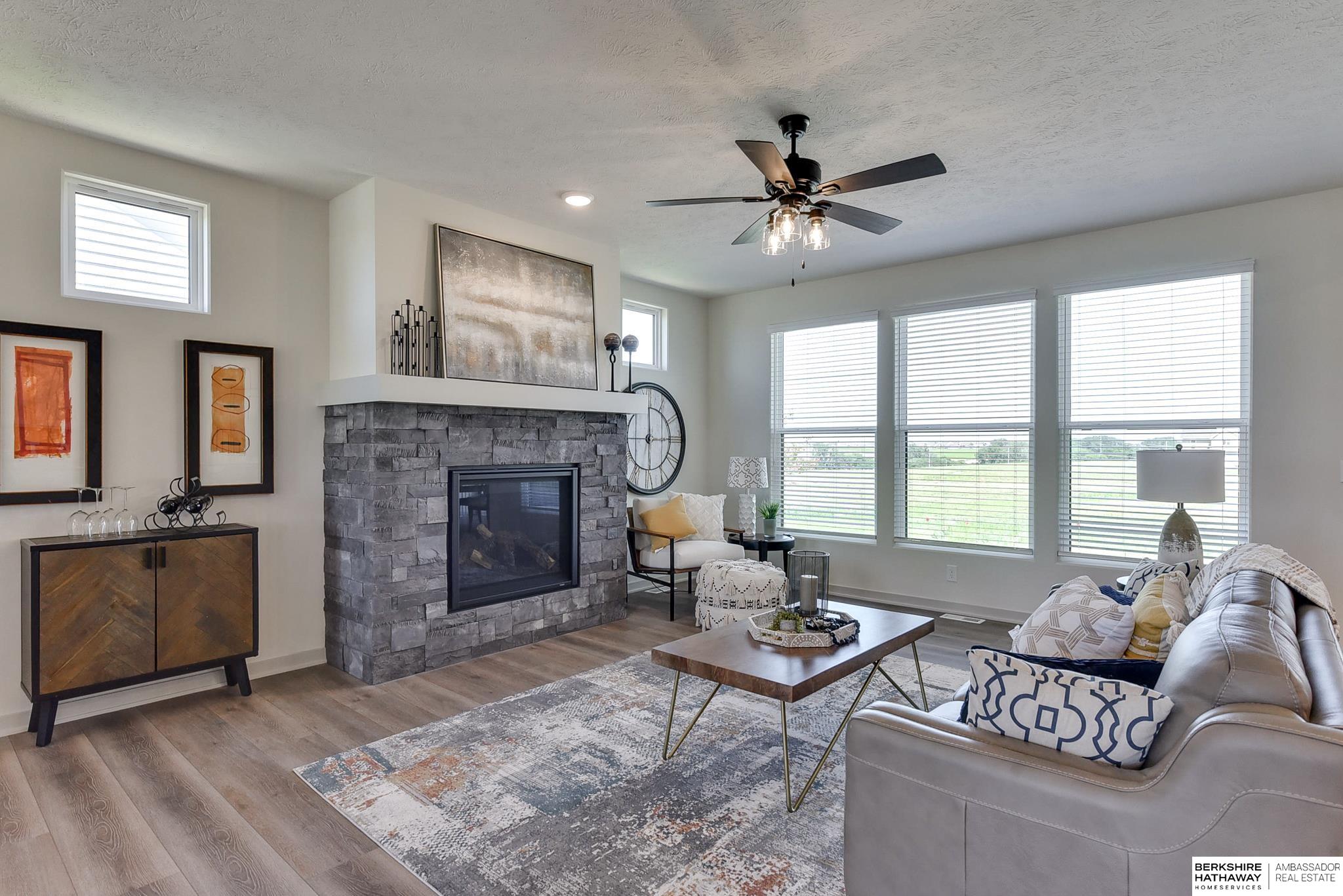 Elkhorn, Nebraska 68022, United States, 4 Bedrooms Bedrooms, ,4 BathroomsBathrooms,Residential,Active,60643