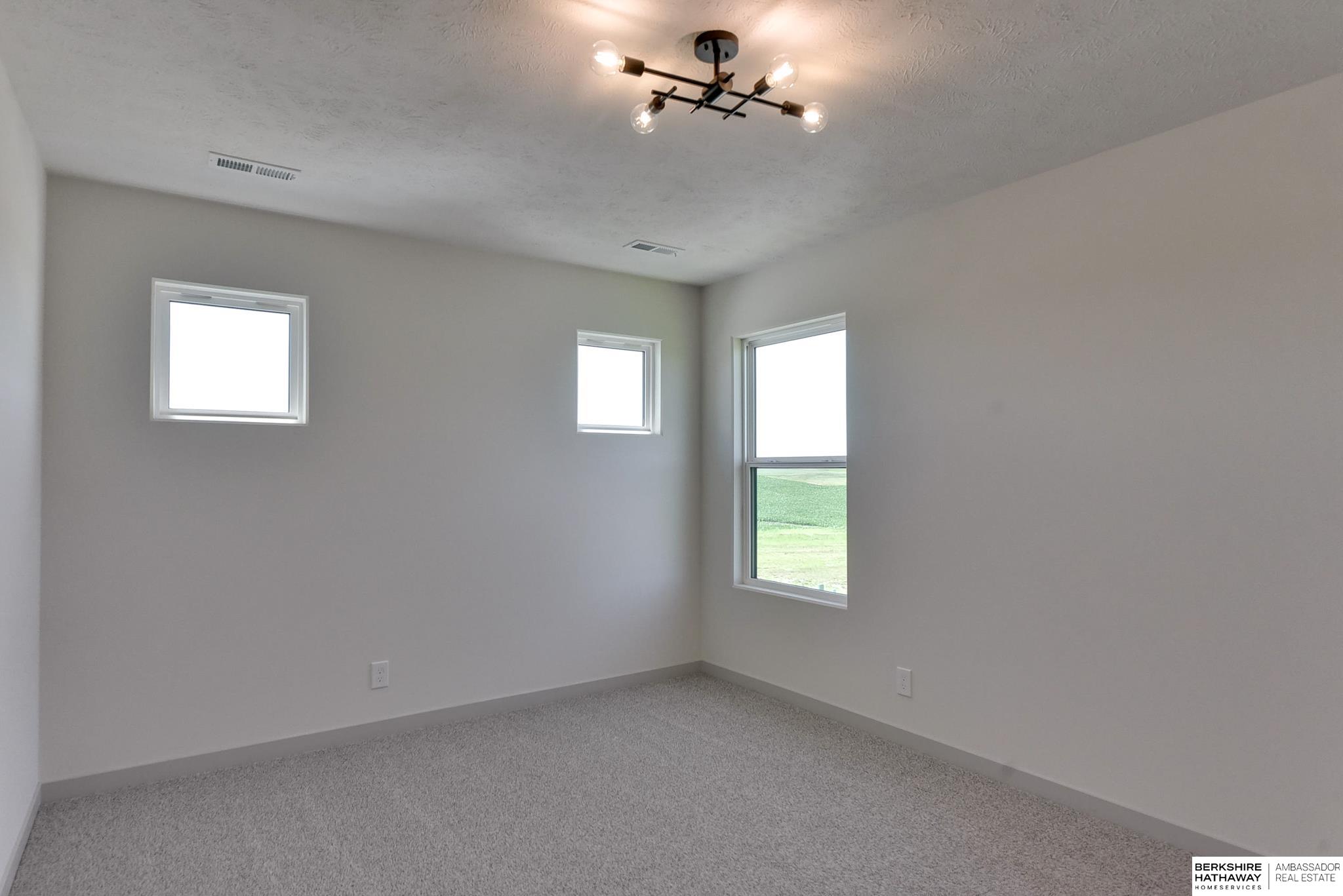 Elkhorn, Nebraska 68022, United States, 4 Bedrooms Bedrooms, ,4 BathroomsBathrooms,Residential,Active,60643