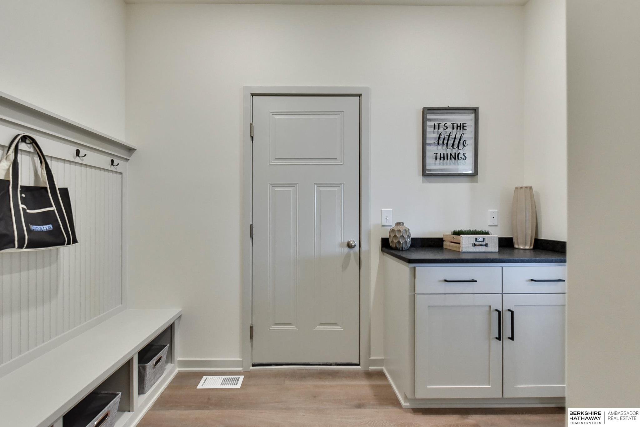 Elkhorn, Nebraska 68022, United States, 4 Bedrooms Bedrooms, ,4 BathroomsBathrooms,Residential,Active,60643