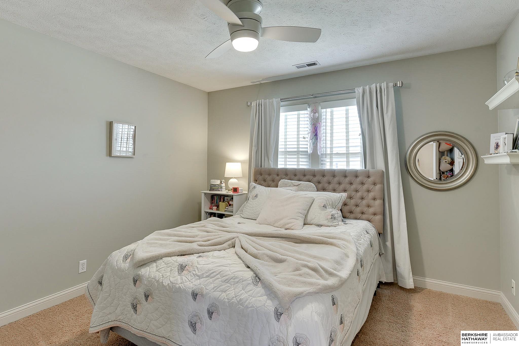 Omaha, Nebraska 68130, United States, 4 Bedrooms Bedrooms, ,2 BathroomsBathrooms,Residential,Pending,107960