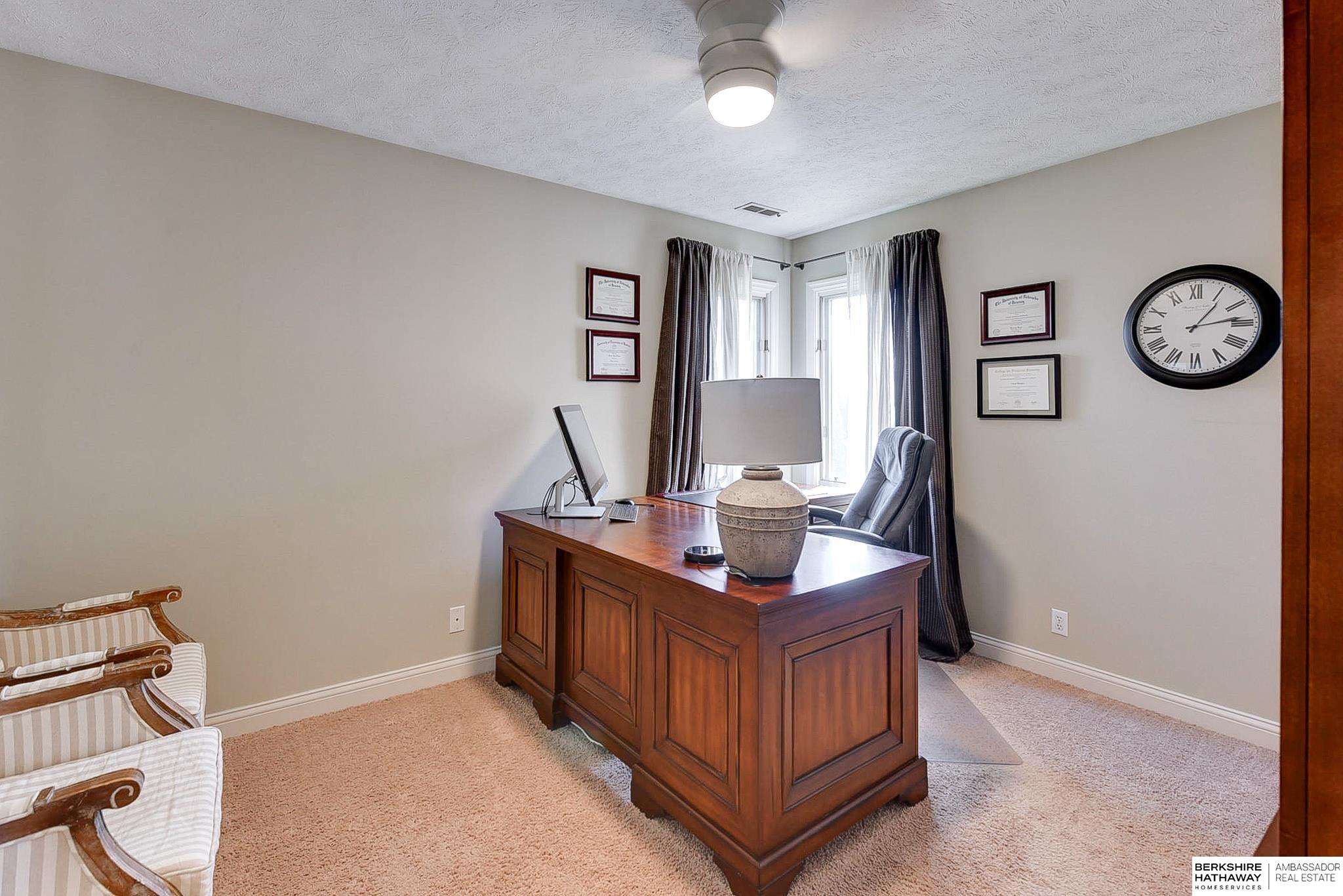 Omaha, Nebraska 68130, United States, 4 Bedrooms Bedrooms, ,2 BathroomsBathrooms,Residential,Pending,107960