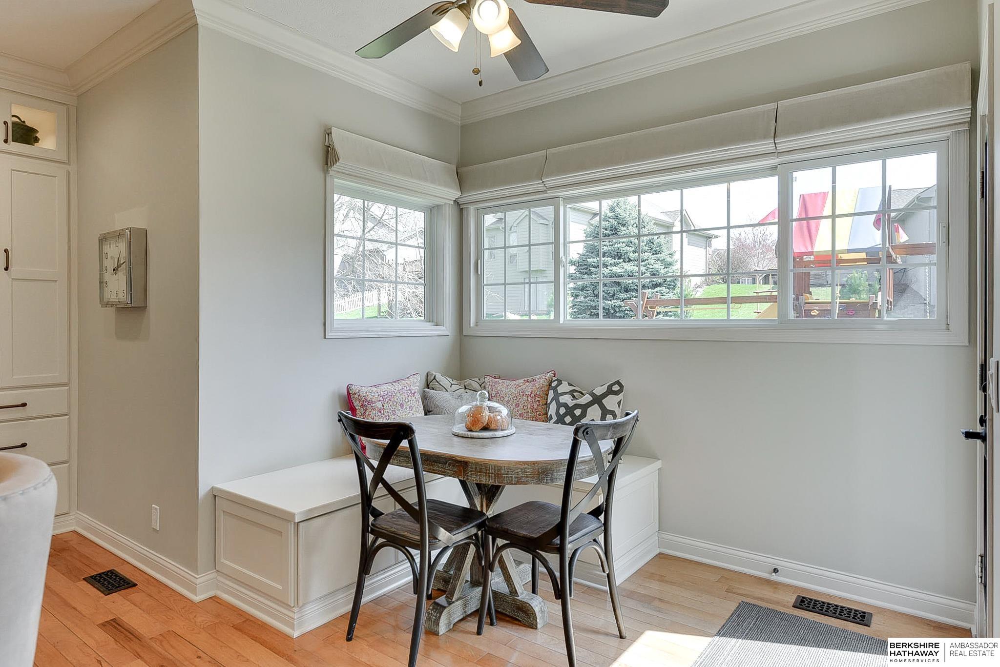 Omaha, Nebraska 68130, United States, 4 Bedrooms Bedrooms, ,2 BathroomsBathrooms,Residential,Pending,107960