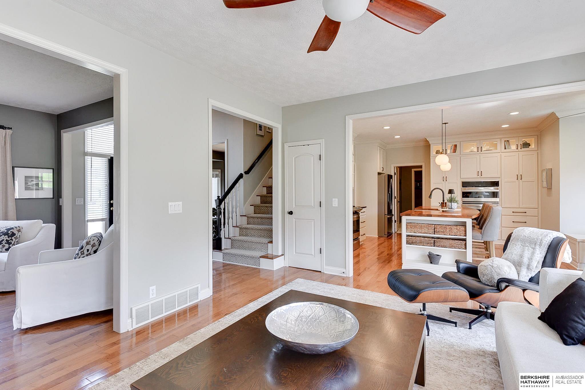 Omaha, Nebraska 68130, United States, 4 Bedrooms Bedrooms, ,2 BathroomsBathrooms,Residential,Pending,107960