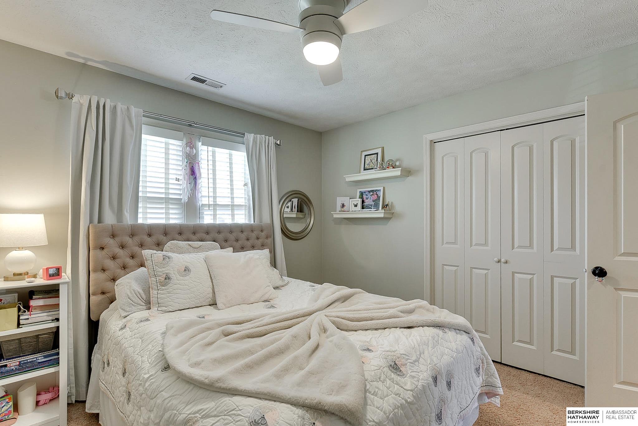 Omaha, Nebraska 68130, United States, 4 Bedrooms Bedrooms, ,2 BathroomsBathrooms,Residential,Pending,107960