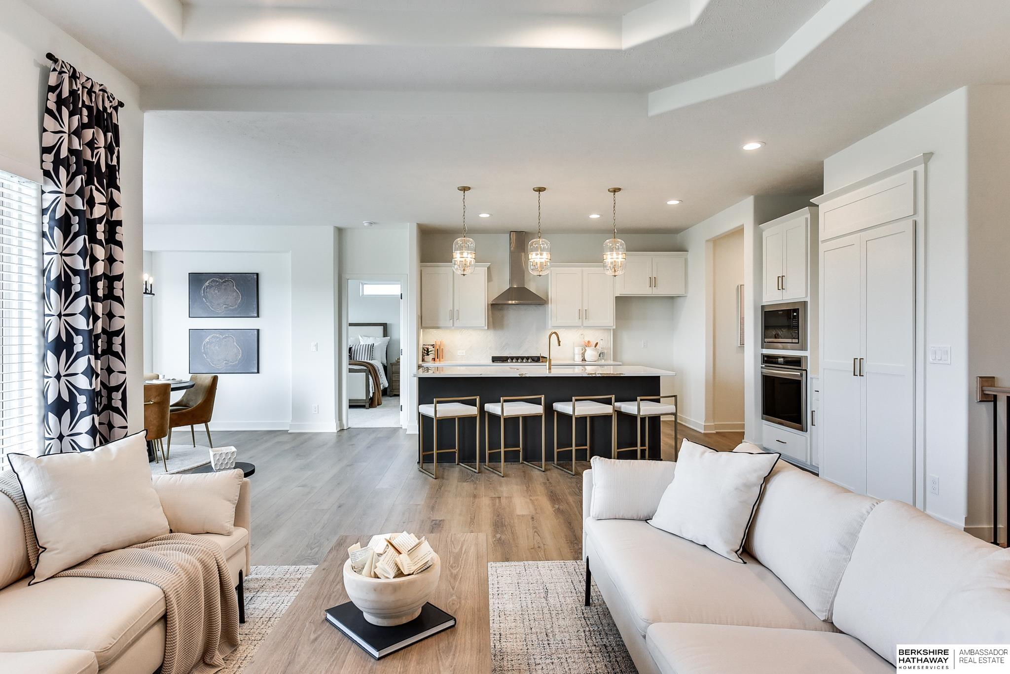 Omaha, Nebraska 68135, United States, 4 Bedrooms Bedrooms, ,3 BathroomsBathrooms,Residential,Active,30089