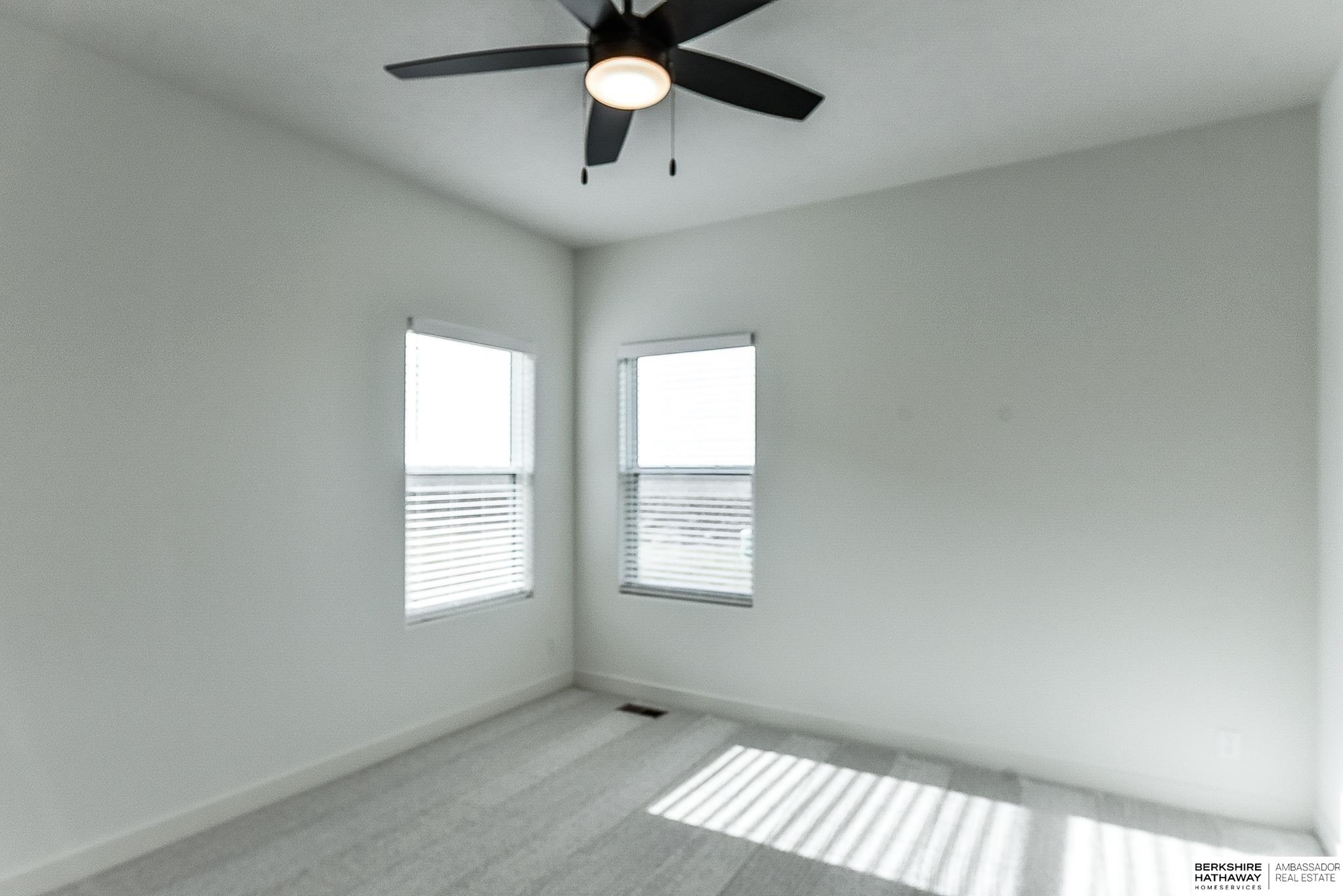 Omaha, Nebraska 68135, United States, 4 Bedrooms Bedrooms, ,3 BathroomsBathrooms,Residential,Active,30089