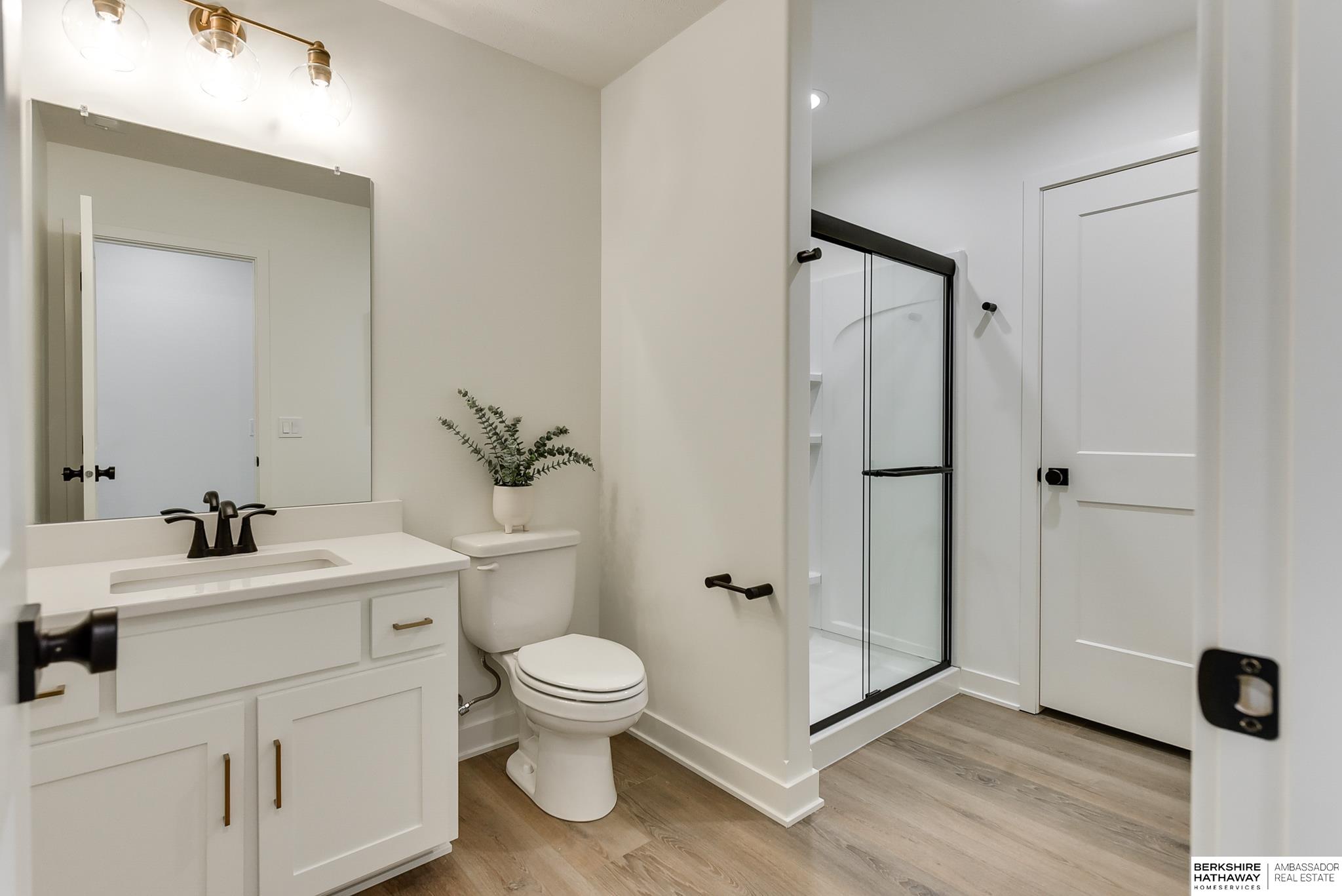 Omaha, Nebraska 68135, United States, 4 Bedrooms Bedrooms, ,3 BathroomsBathrooms,Residential,Active,30089