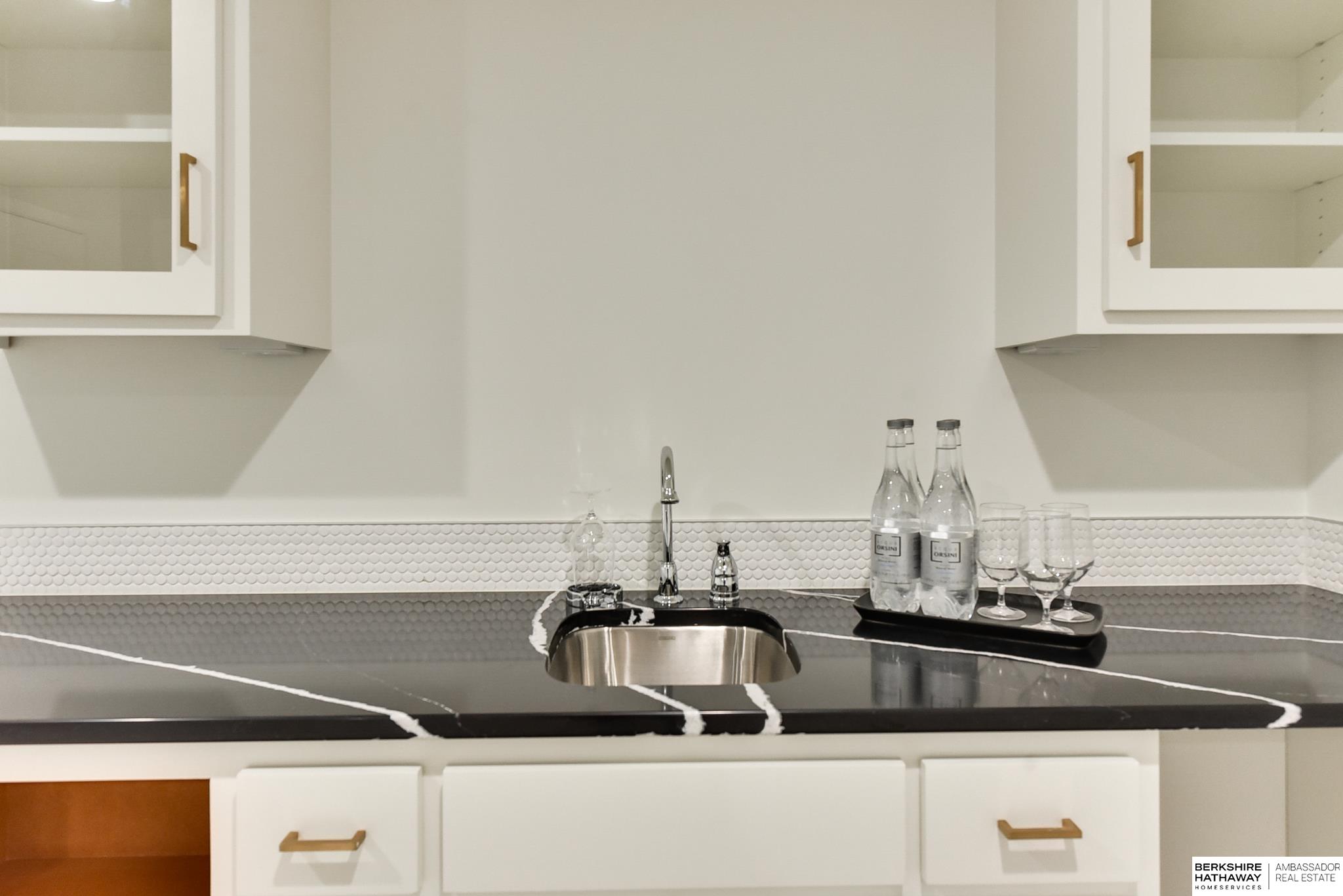 Omaha, Nebraska 68135, United States, 4 Bedrooms Bedrooms, ,3 BathroomsBathrooms,Residential,Active,30089