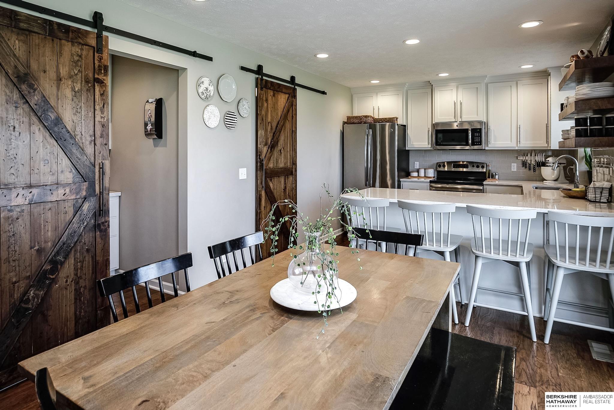 Yutan, Nebraska 68073, United States, 5 Bedrooms Bedrooms, ,3 BathroomsBathrooms,Residential,Pending,120040