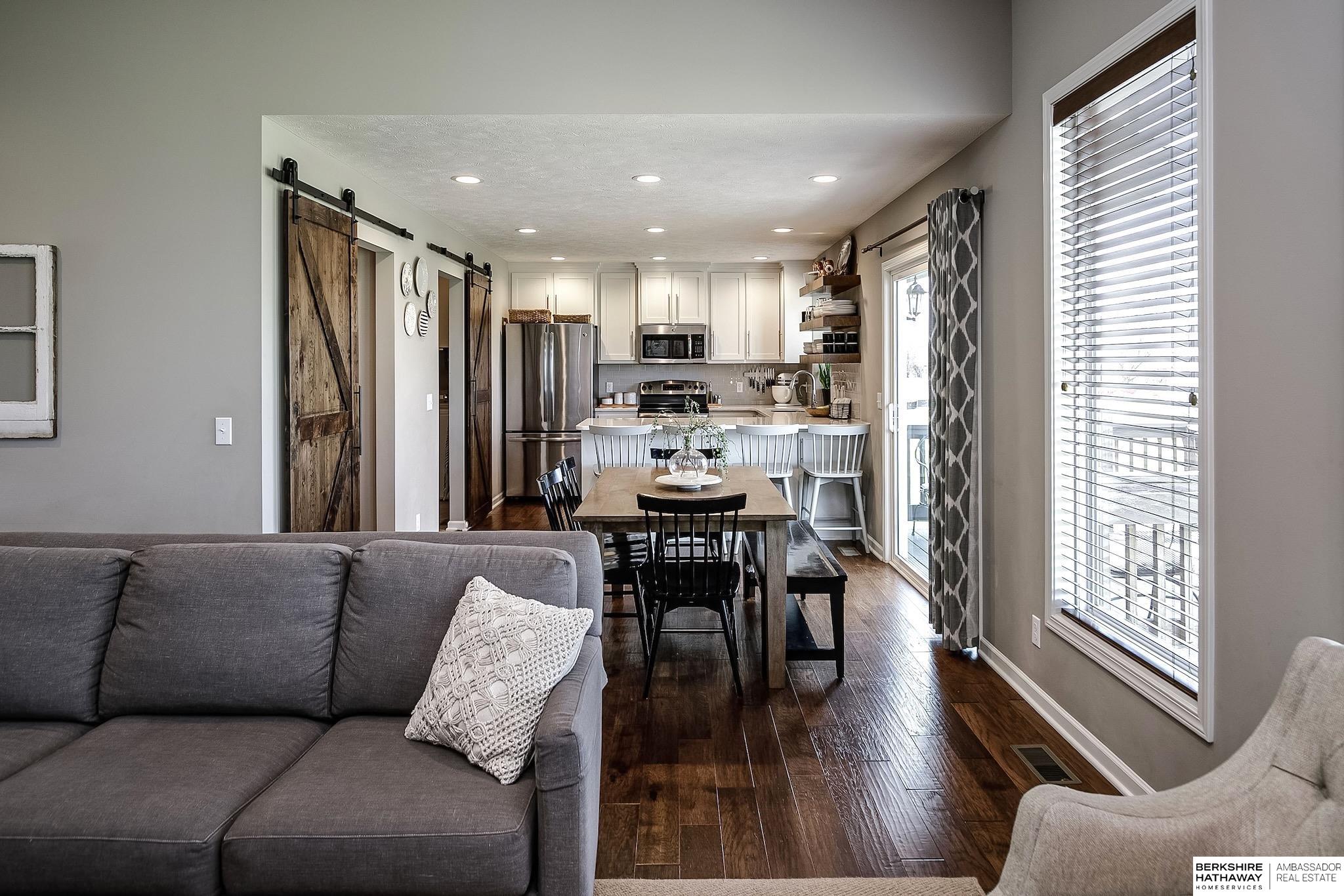 Yutan, Nebraska 68073, United States, 5 Bedrooms Bedrooms, ,3 BathroomsBathrooms,Residential,Pending,120040