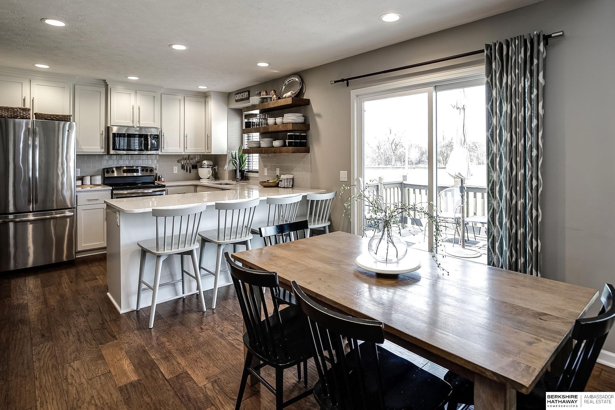 Yutan, Nebraska 68073, United States, 5 Bedrooms Bedrooms, ,3 BathroomsBathrooms,Residential,Pending,120040