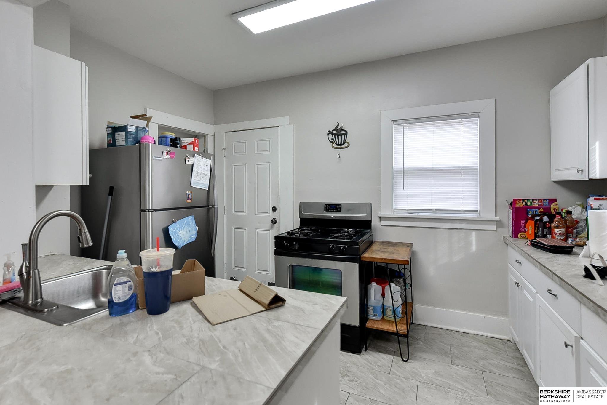 Omaha, Nebraska 68111, United States, 3 Bedrooms Bedrooms, ,1 BathroomBathrooms,Residential,Active,80017