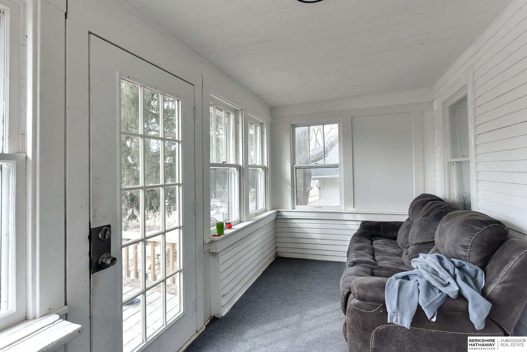 Omaha, Nebraska 68111, United States, 3 Bedrooms Bedrooms, ,1 BathroomBathrooms,Residential,Active,80017