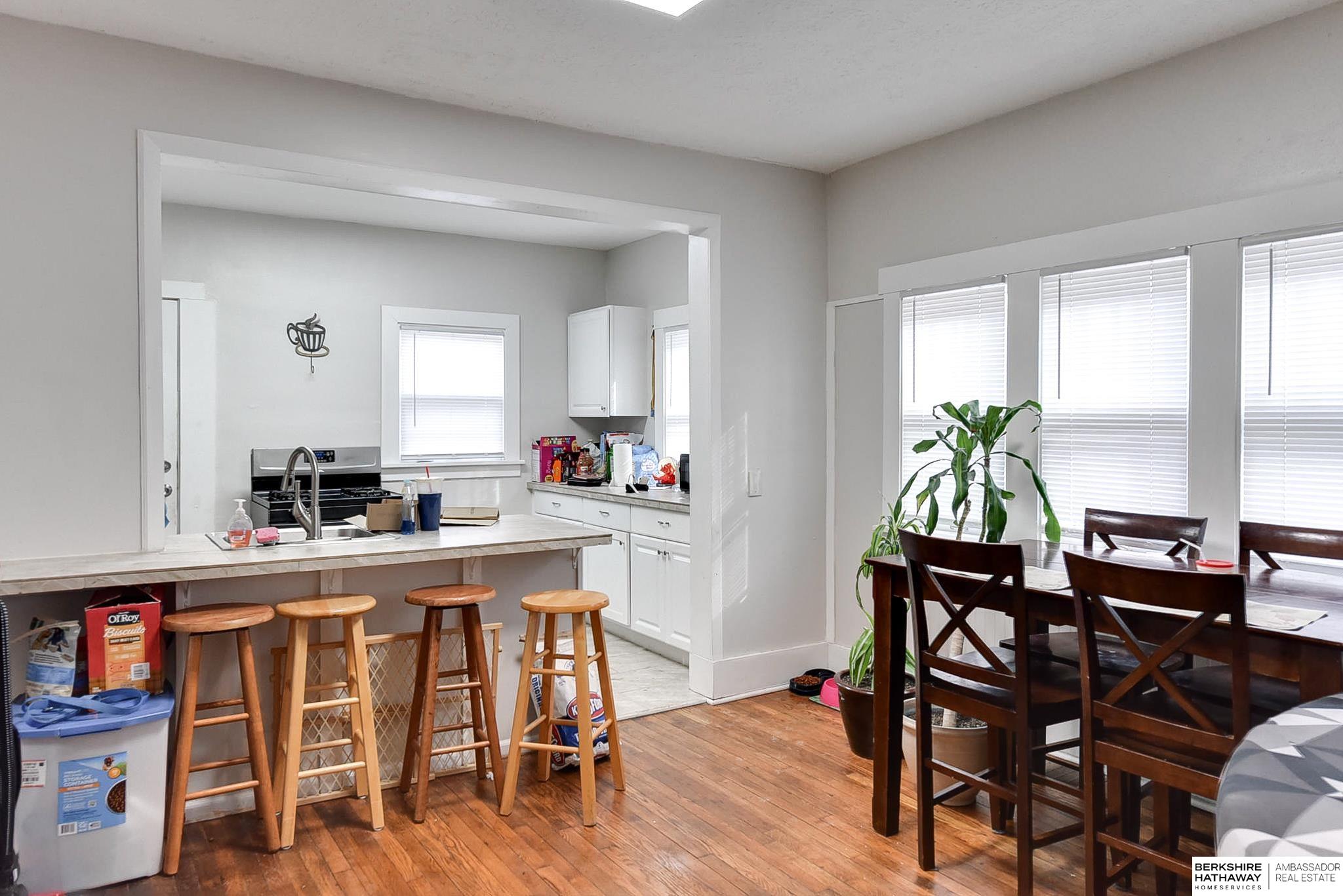 Omaha, Nebraska 68111, United States, 3 Bedrooms Bedrooms, ,1 BathroomBathrooms,Residential,Active,80017