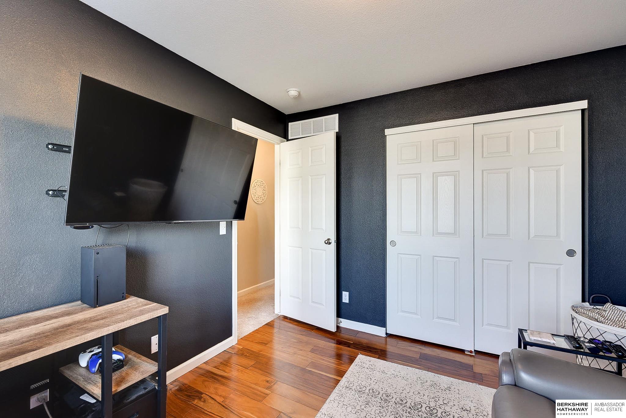 Bennington, Nebraska 68007, United States, 4 Bedrooms Bedrooms, ,3 BathroomsBathrooms,Residential,Active,8808