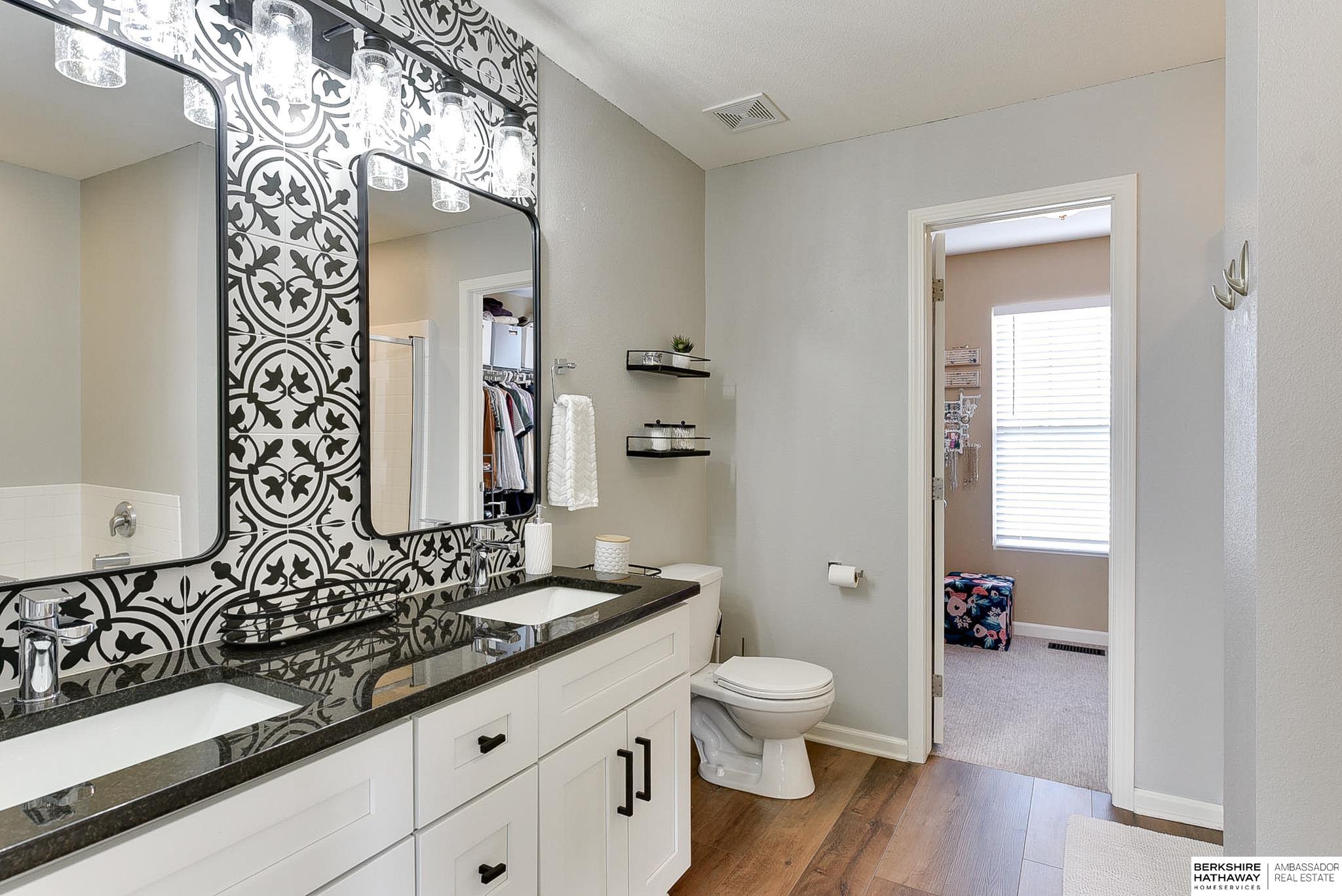 Bennington, Nebraska 68007, United States, 4 Bedrooms Bedrooms, ,3 BathroomsBathrooms,Residential,Active,8808