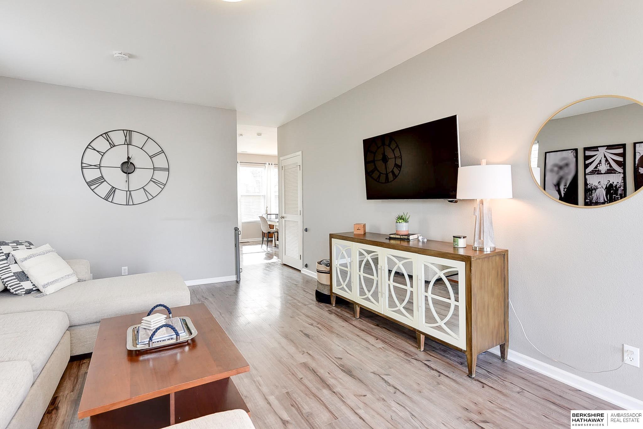 Bennington, Nebraska 68007, United States, 4 Bedrooms Bedrooms, ,3 BathroomsBathrooms,Residential,Active,8808