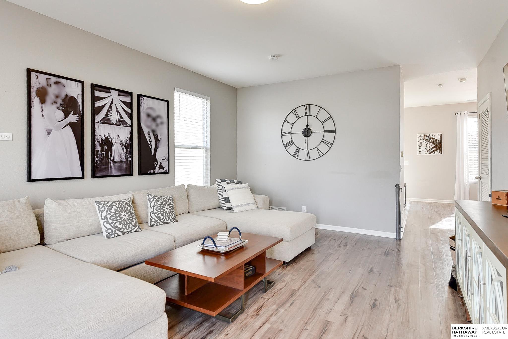 Bennington, Nebraska 68007, United States, 4 Bedrooms Bedrooms, ,3 BathroomsBathrooms,Residential,Active,8808