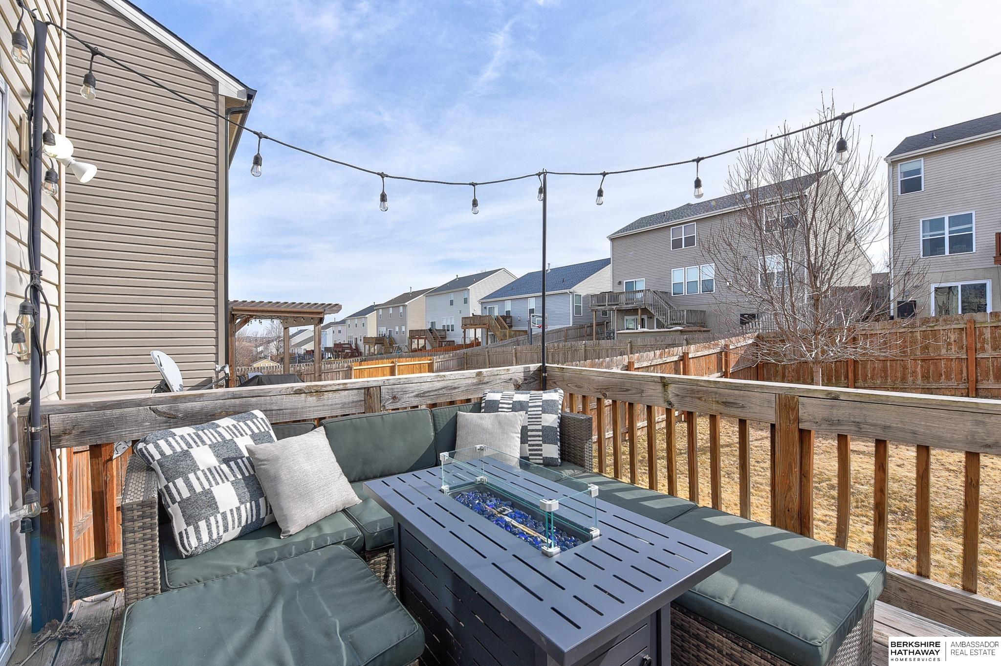 Bennington, Nebraska 68007, United States, 4 Bedrooms Bedrooms, ,3 BathroomsBathrooms,Residential,Active,8808