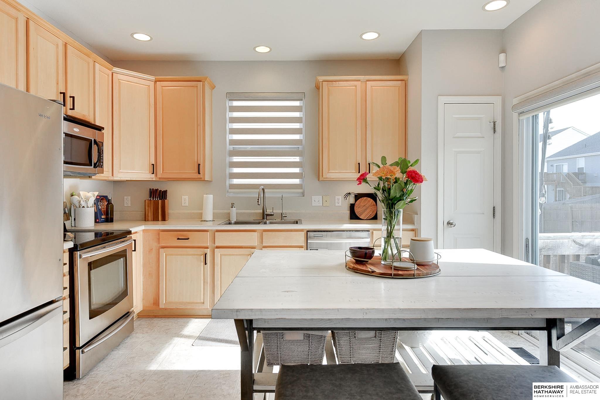 Bennington, Nebraska 68007, United States, 4 Bedrooms Bedrooms, ,3 BathroomsBathrooms,Residential,Active,8808