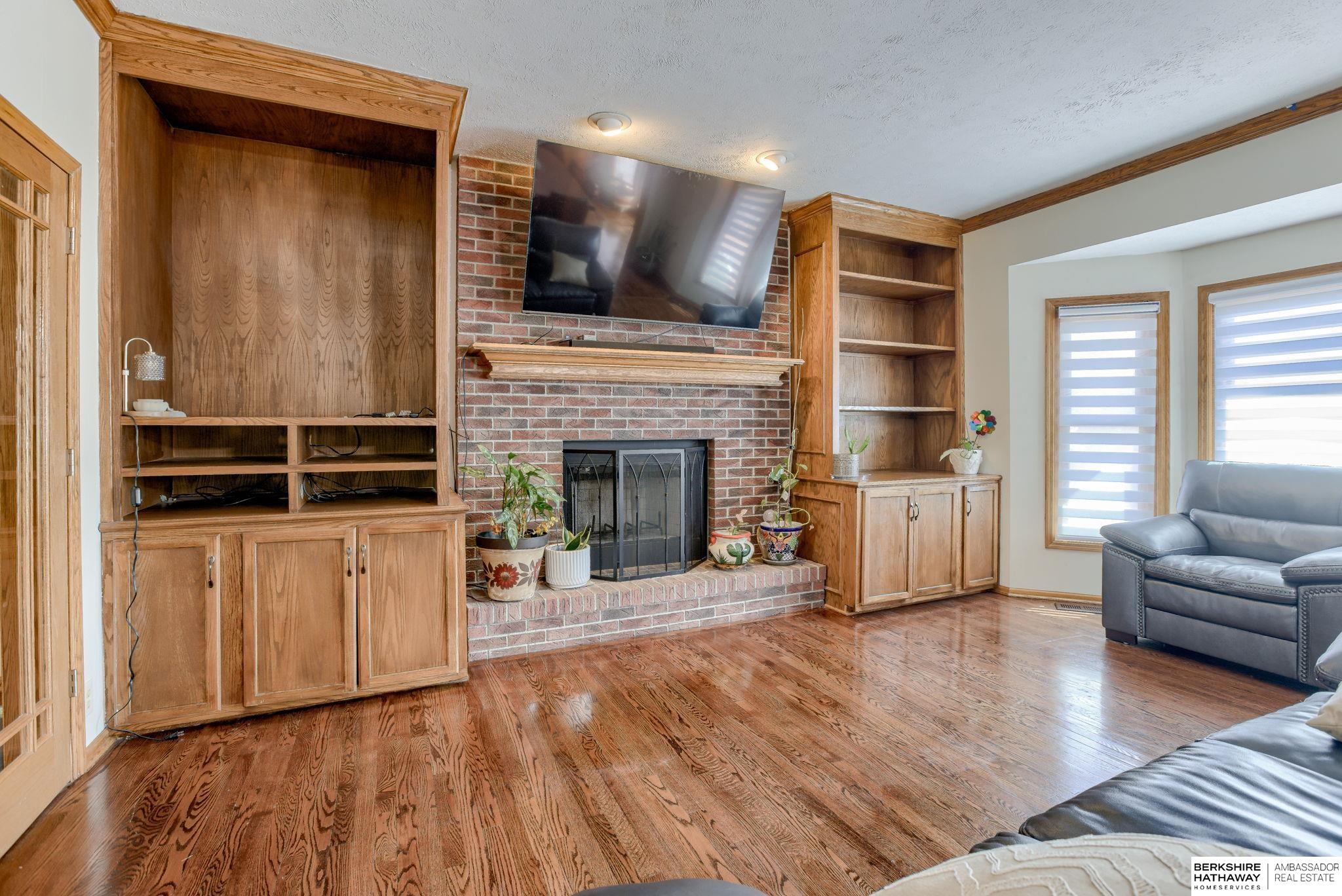 Papillion, Nebraska 68046, United States, 4 Bedrooms Bedrooms, ,4 BathroomsBathrooms,Residential,Pending,111816