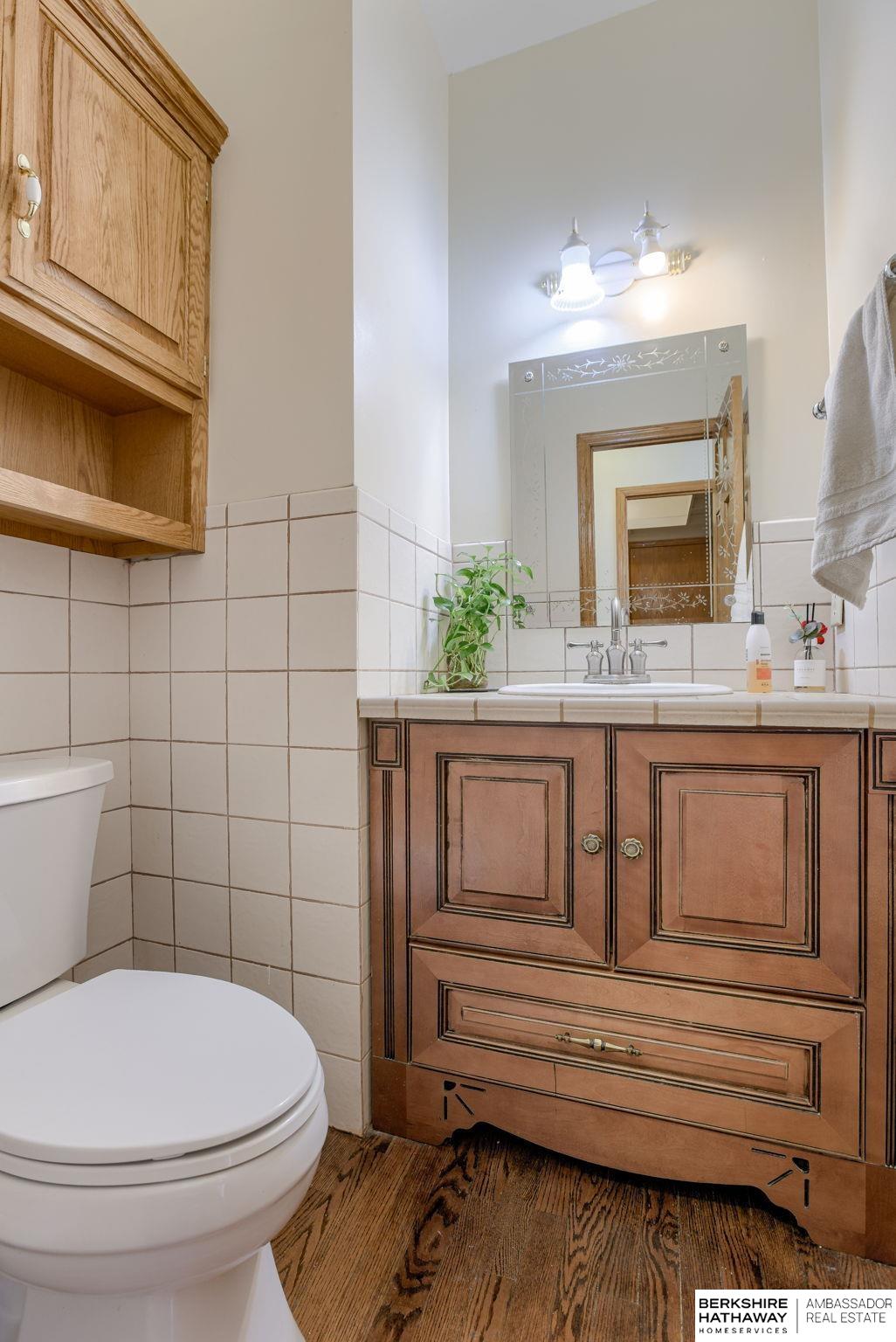 Papillion, Nebraska 68046, United States, 4 Bedrooms Bedrooms, ,4 BathroomsBathrooms,Residential,Pending,111816