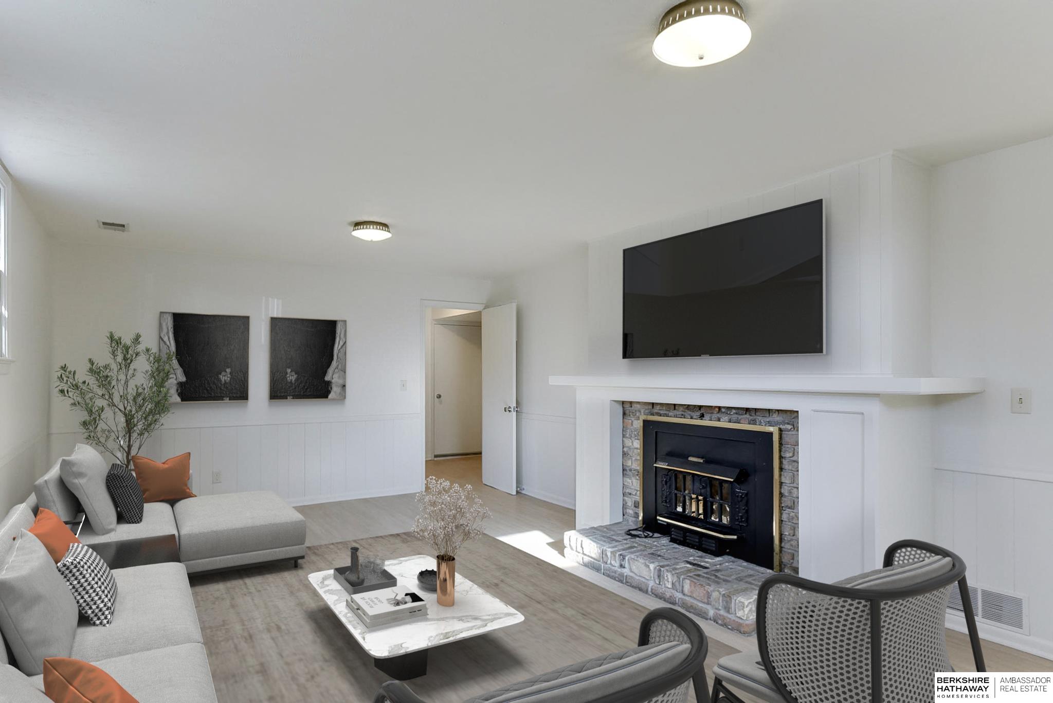 Omaha, Nebraska 68124, United States, 4 Bedrooms Bedrooms, ,3 BathroomsBathrooms,Residential,Pending,26518