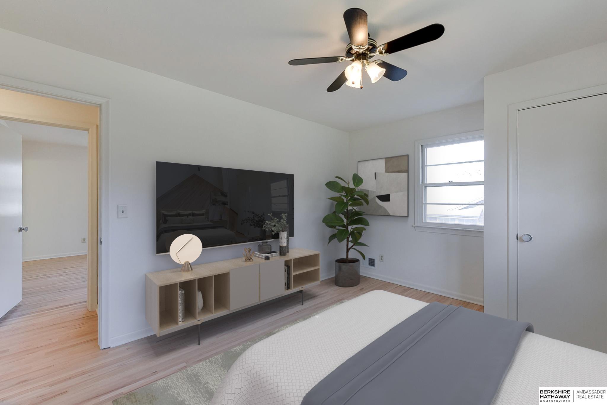 Omaha, Nebraska 68124, United States, 4 Bedrooms Bedrooms, ,3 BathroomsBathrooms,Residential,Pending,26518