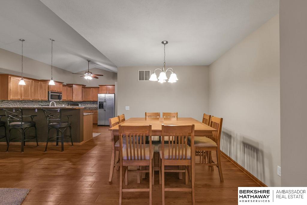 Bennington, Nebraska 68007, United States, 3 Bedrooms Bedrooms, ,2 BathroomsBathrooms,Residential,Active,28743