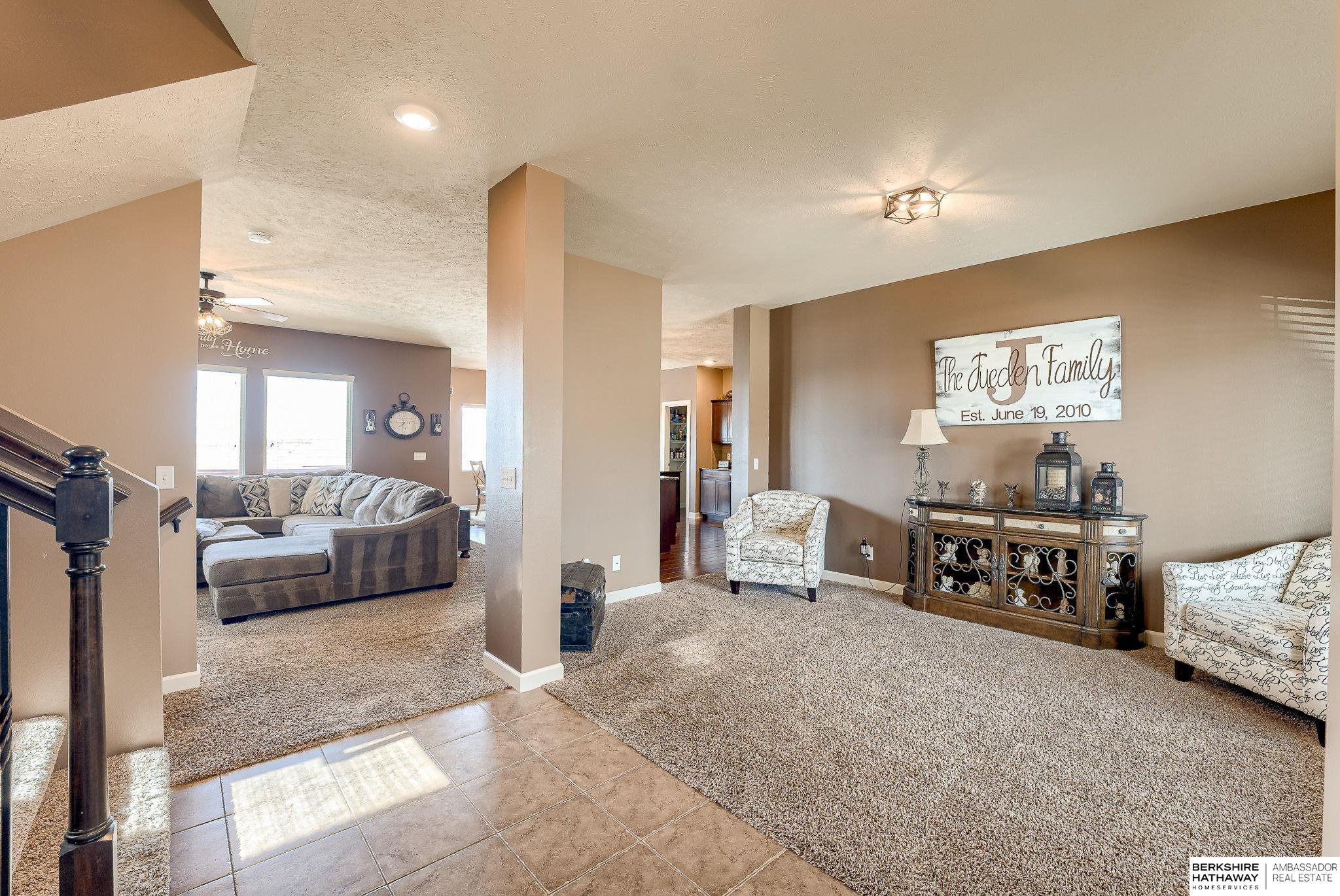 Bennington, Nebraska 68007, United States, 4 Bedrooms Bedrooms, ,4 BathroomsBathrooms,Residential,Active,94699