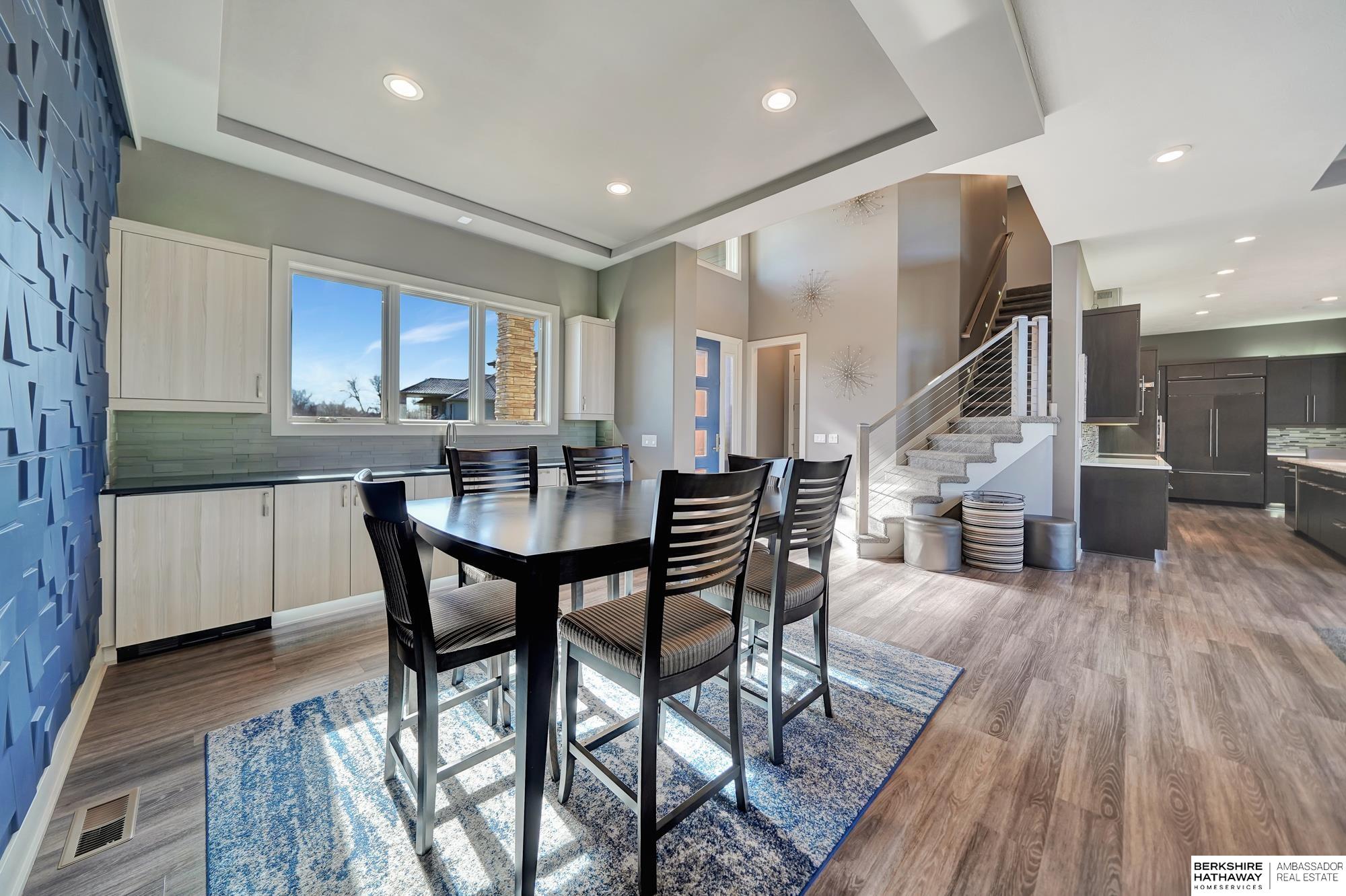 Elkhorn, Nebraska 68022, United States, 5 Bedrooms Bedrooms, ,5 BathroomsBathrooms,Residential,Pending,5325