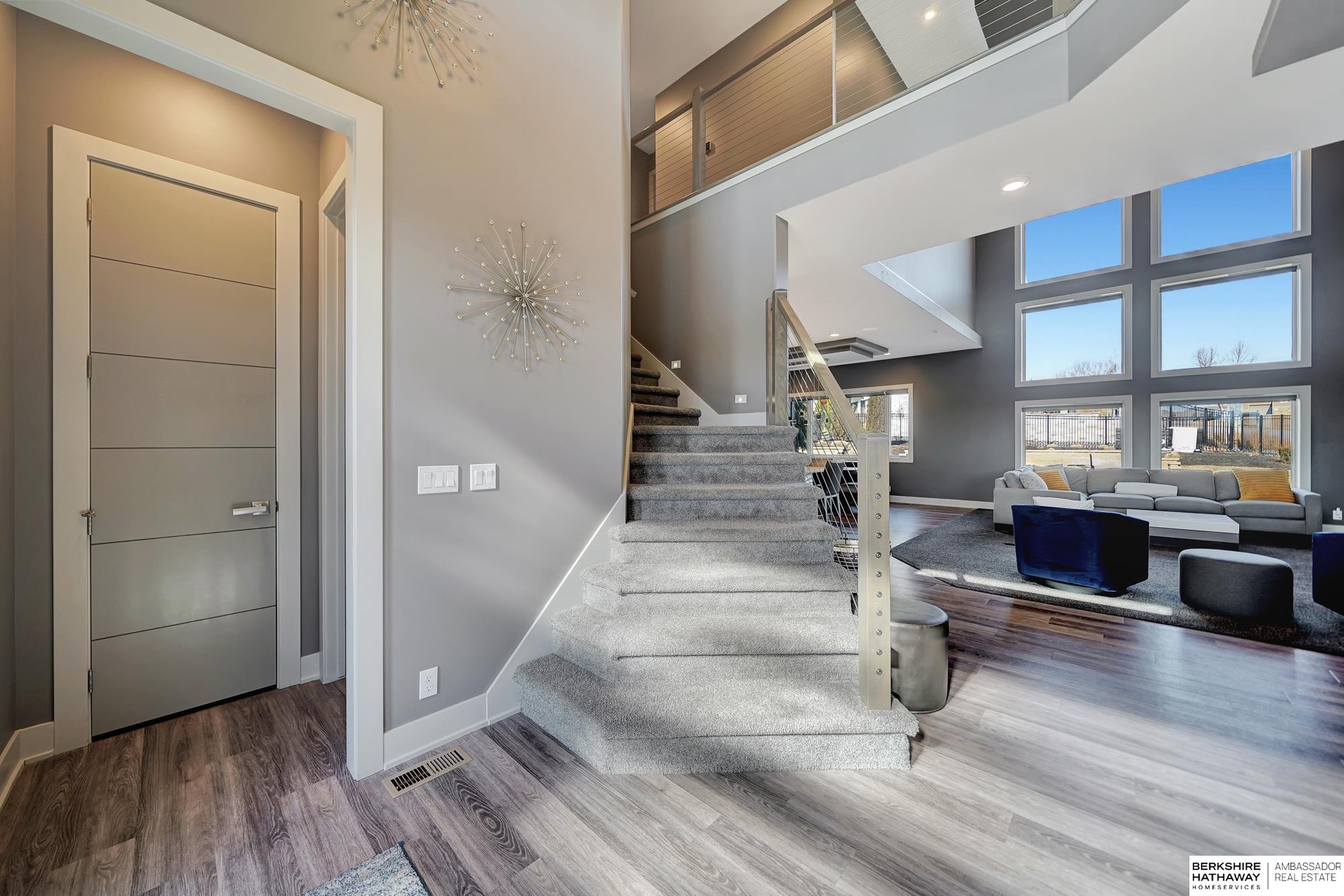 Elkhorn, Nebraska 68022, United States, 5 Bedrooms Bedrooms, ,5 BathroomsBathrooms,Residential,Pending,5325