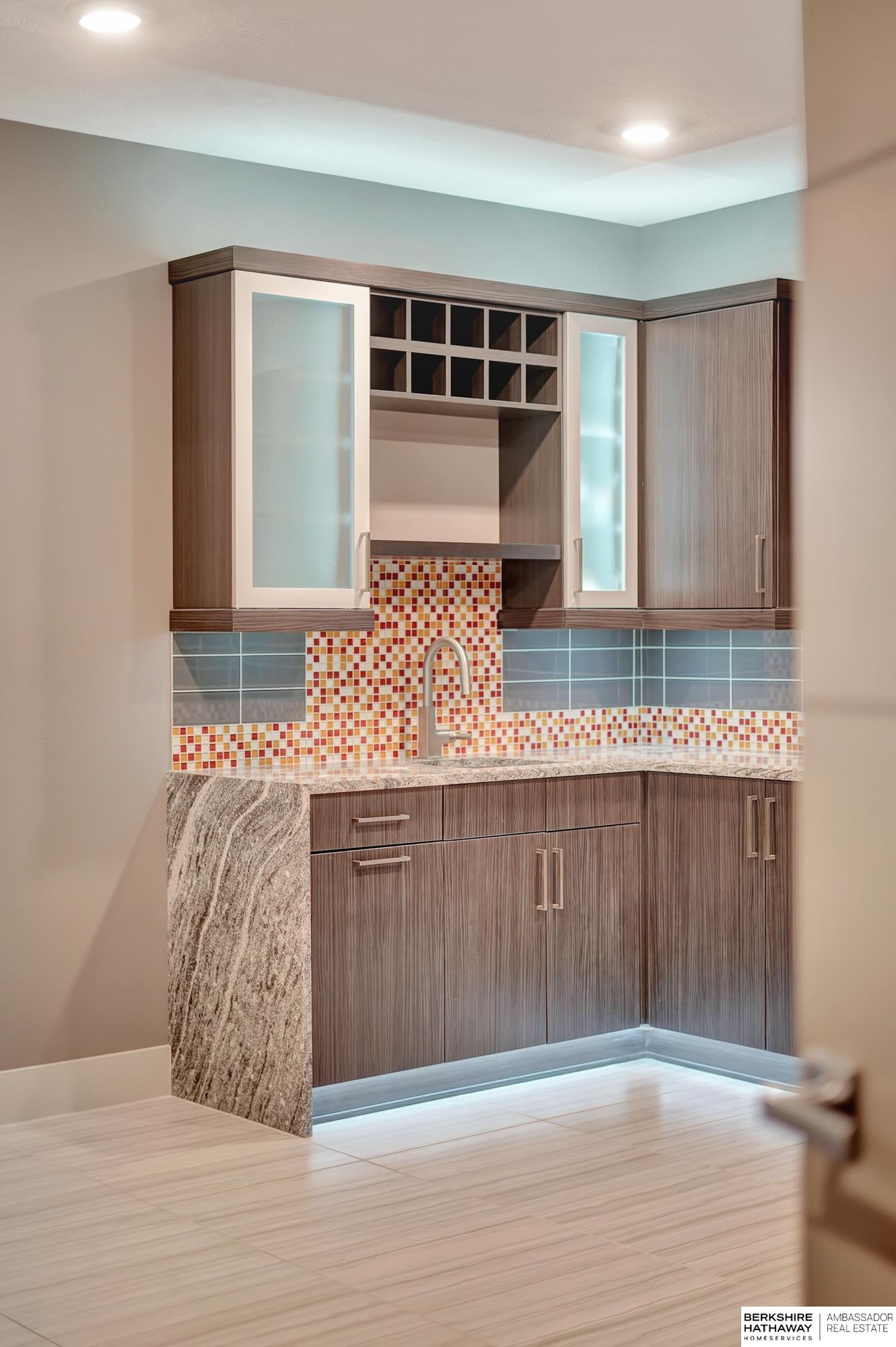 Elkhorn, Nebraska 68022, United States, 5 Bedrooms Bedrooms, ,5 BathroomsBathrooms,Residential,Pending,5325