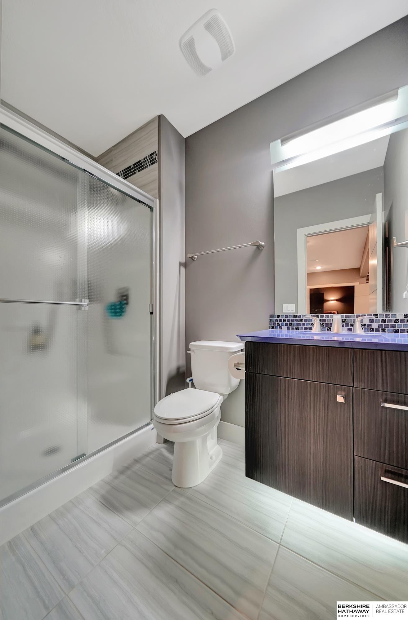 Elkhorn, Nebraska 68022, United States, 5 Bedrooms Bedrooms, ,5 BathroomsBathrooms,Residential,Pending,5325