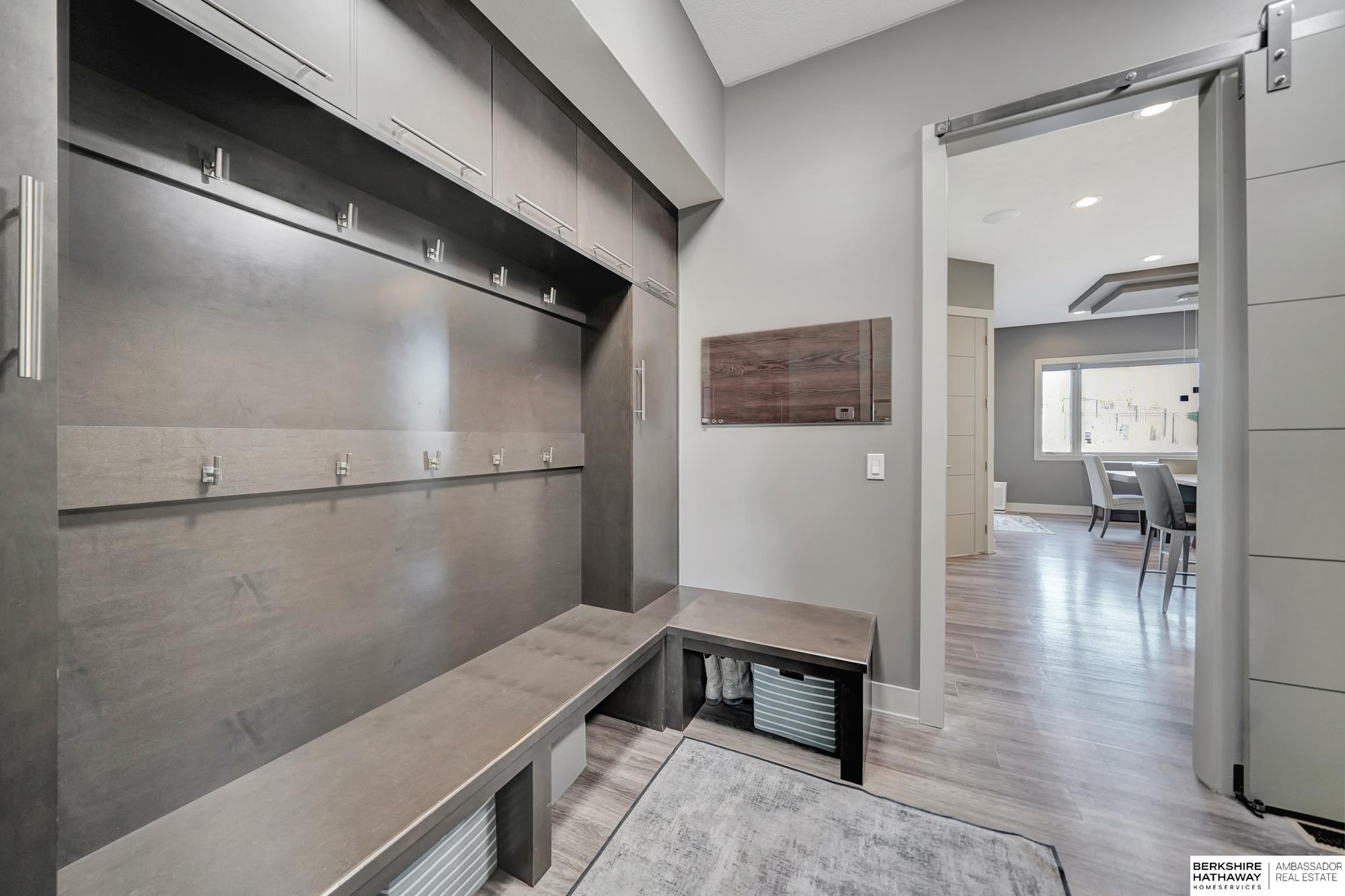 Elkhorn, Nebraska 68022, United States, 5 Bedrooms Bedrooms, ,5 BathroomsBathrooms,Residential,Pending,5325