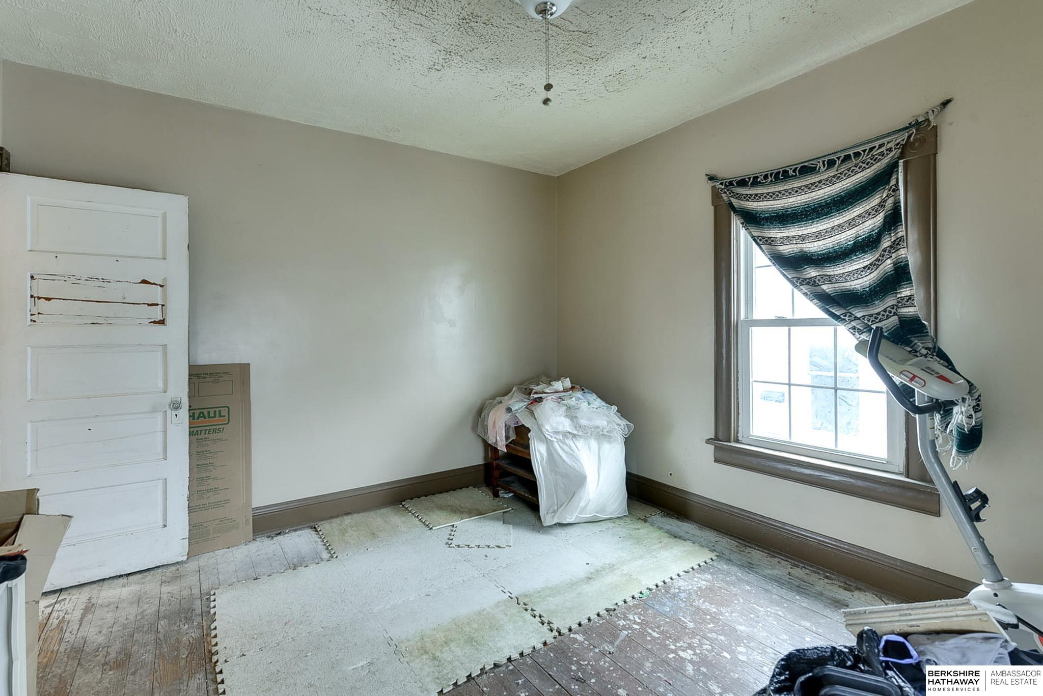 Omaha, Nebraska 68108, United States, 4 Bedrooms Bedrooms, ,1 BathroomBathrooms,Residential,Active,3775