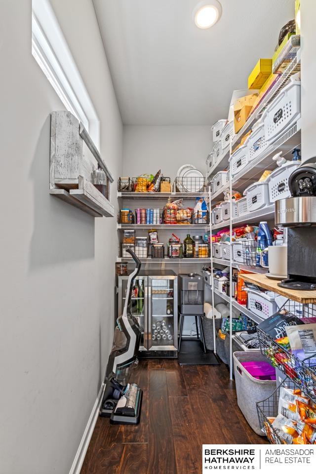 Bennington, Nebraska 68007, United States, 5 Bedrooms Bedrooms, ,3 BathroomsBathrooms,Residential,Pending,116622