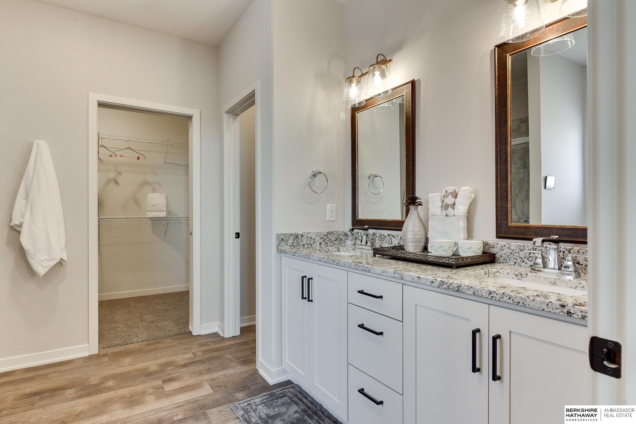 Papillion, Nebraska 68138, United States, 3 Bedrooms Bedrooms, ,2 BathroomsBathrooms,Residential,Active,35572