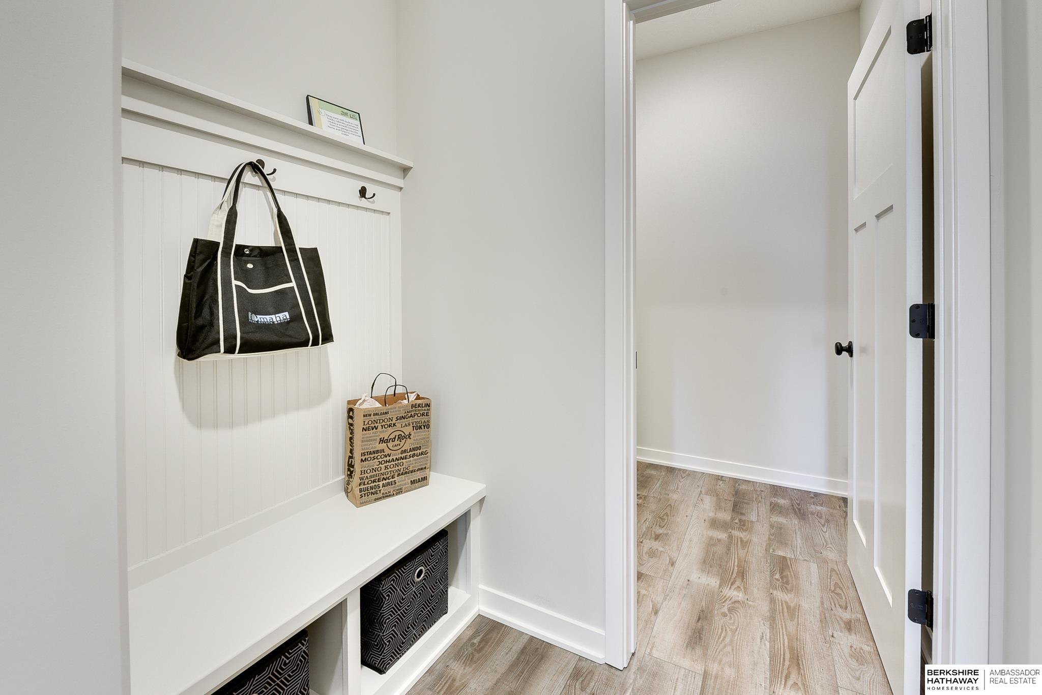 Papillion, Nebraska 68138, United States, 3 Bedrooms Bedrooms, ,2 BathroomsBathrooms,Residential,Active,35572