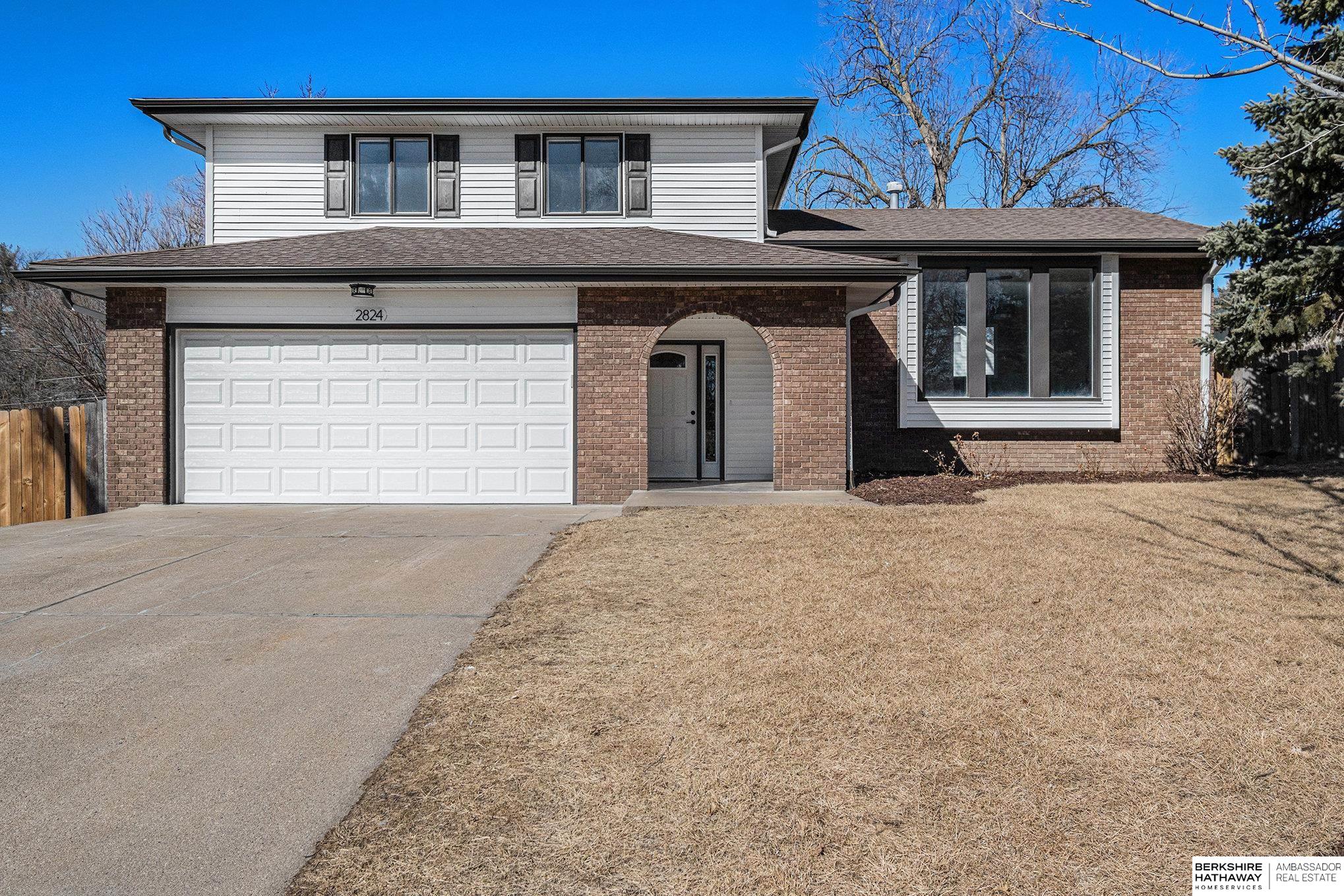 Bellevue, Nebraska 68147, United States, 3 Bedrooms Bedrooms, ,3 BathroomsBathrooms,Residential,Pending,88202