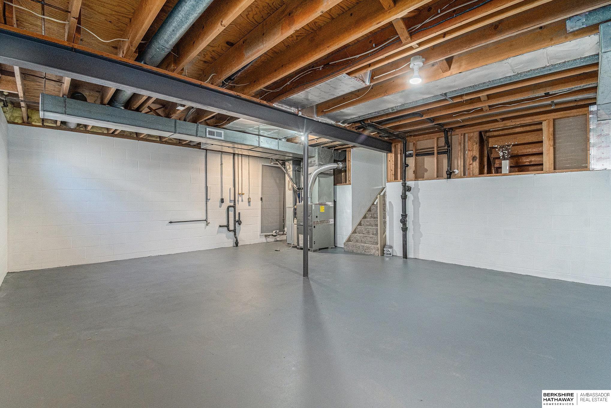 Bellevue, Nebraska 68147, United States, 3 Bedrooms Bedrooms, ,3 BathroomsBathrooms,Residential,Pending,88202