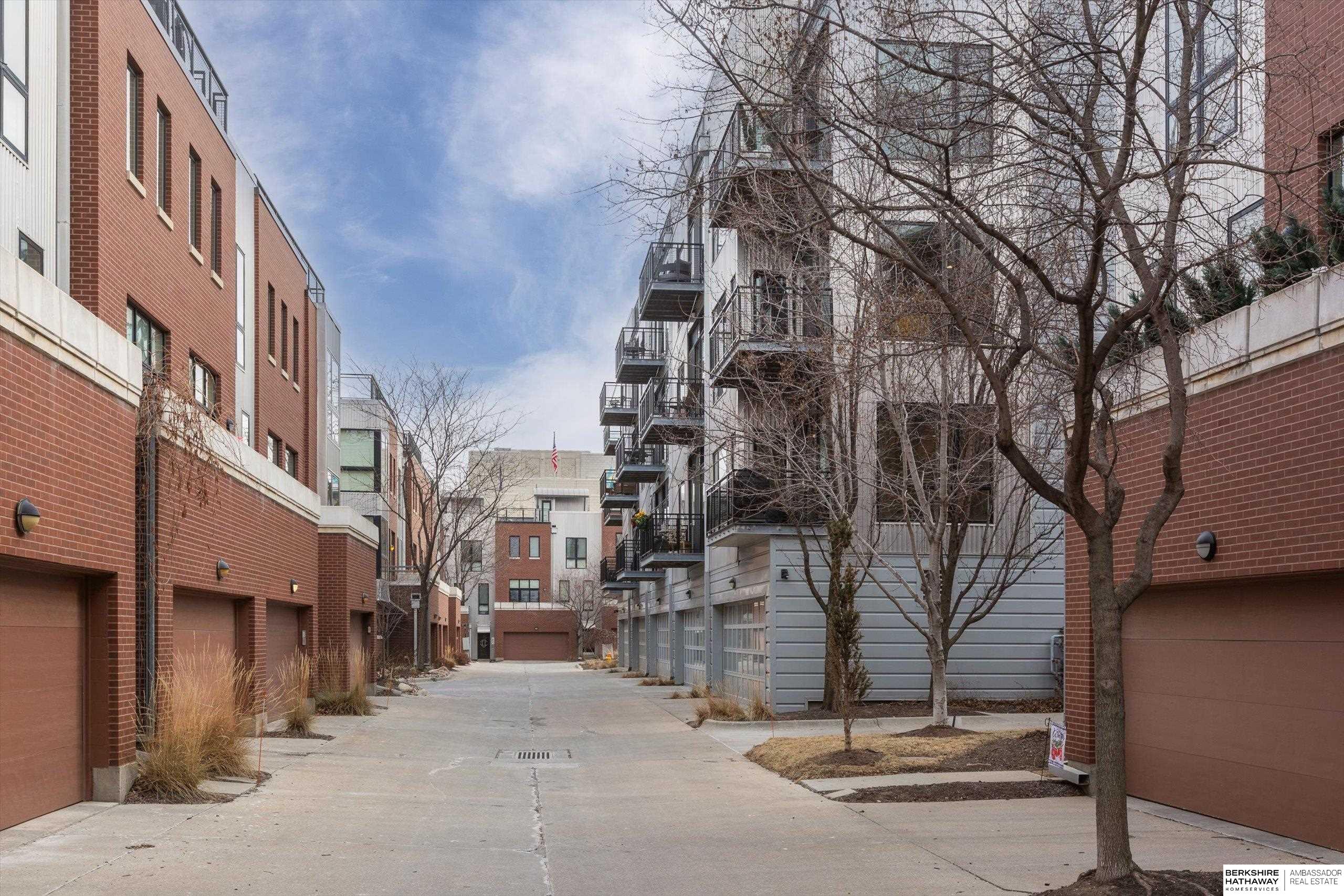 Omaha, Nebraska 68108, United States, 1 Bedroom Bedrooms, ,1 BathroomBathrooms,Residential,Pending,5931